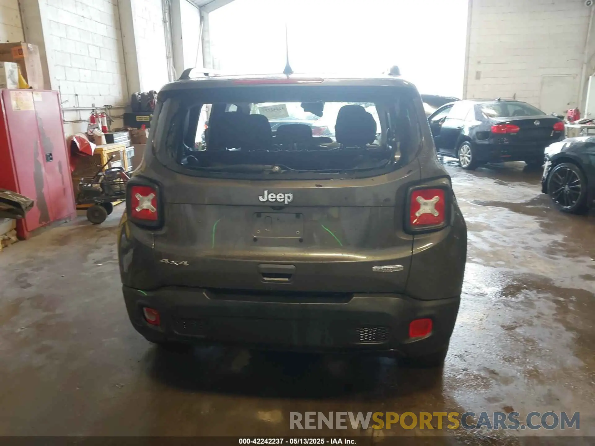 16 Photograph of a damaged car ZACNJDBB0MPM28530 JEEP RENEGADE 2021