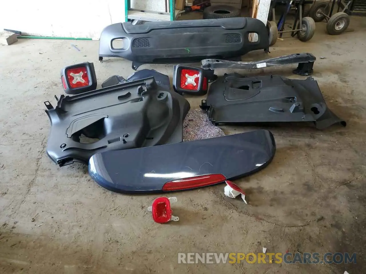 13 Photograph of a damaged car ZACNJDBB0MPM45036 JEEP RENEGADE 2021