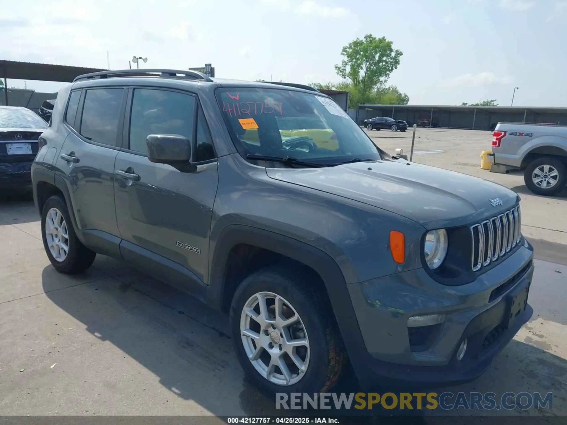 1 Photograph of a damaged car ZACNJDBB2MPM48729 JEEP RENEGADE 2021