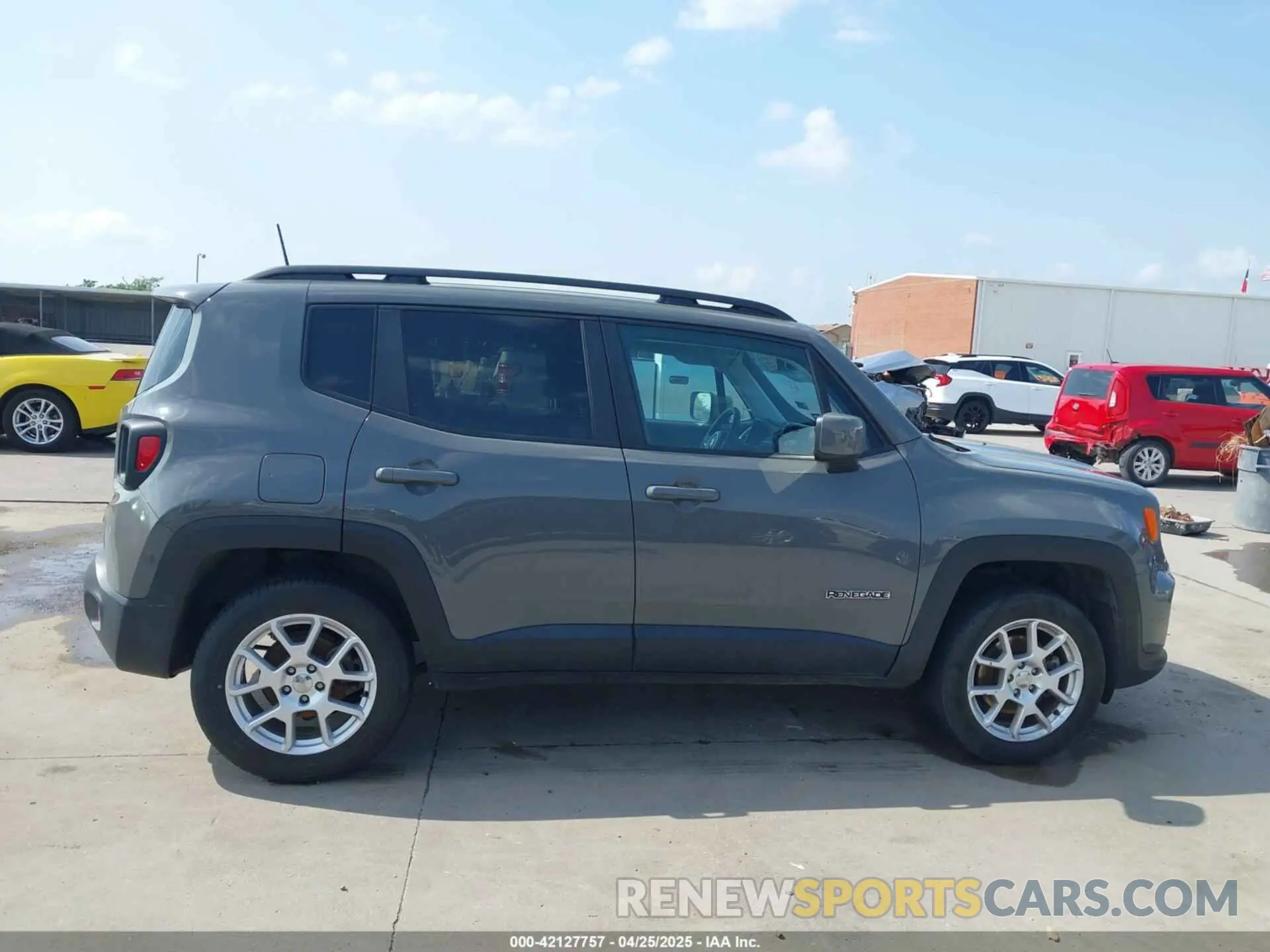 13 Photograph of a damaged car ZACNJDBB2MPM48729 JEEP RENEGADE 2021