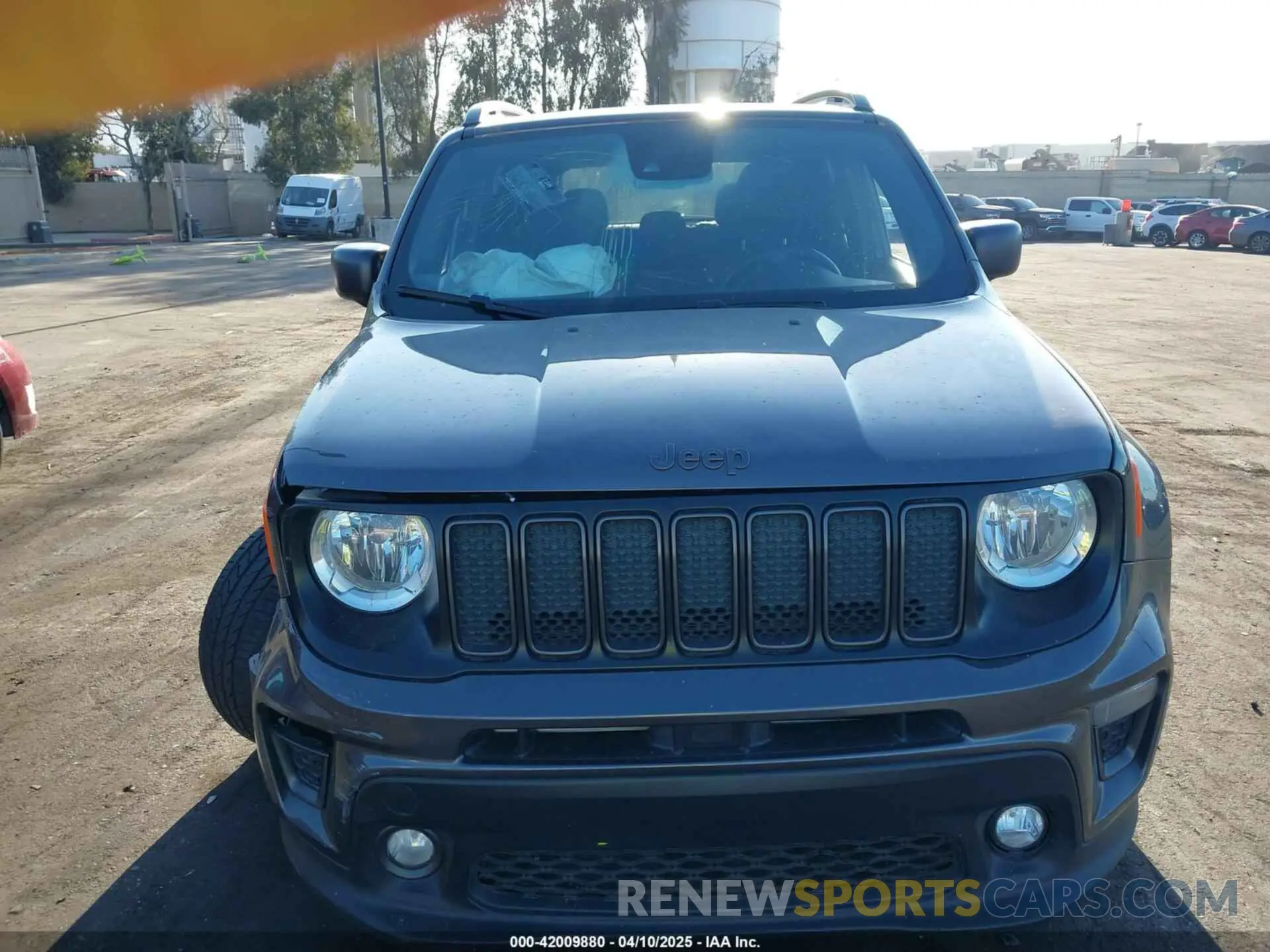 12 Photograph of a damaged car ZACNJDBB2MPM79995 JEEP RENEGADE 2021