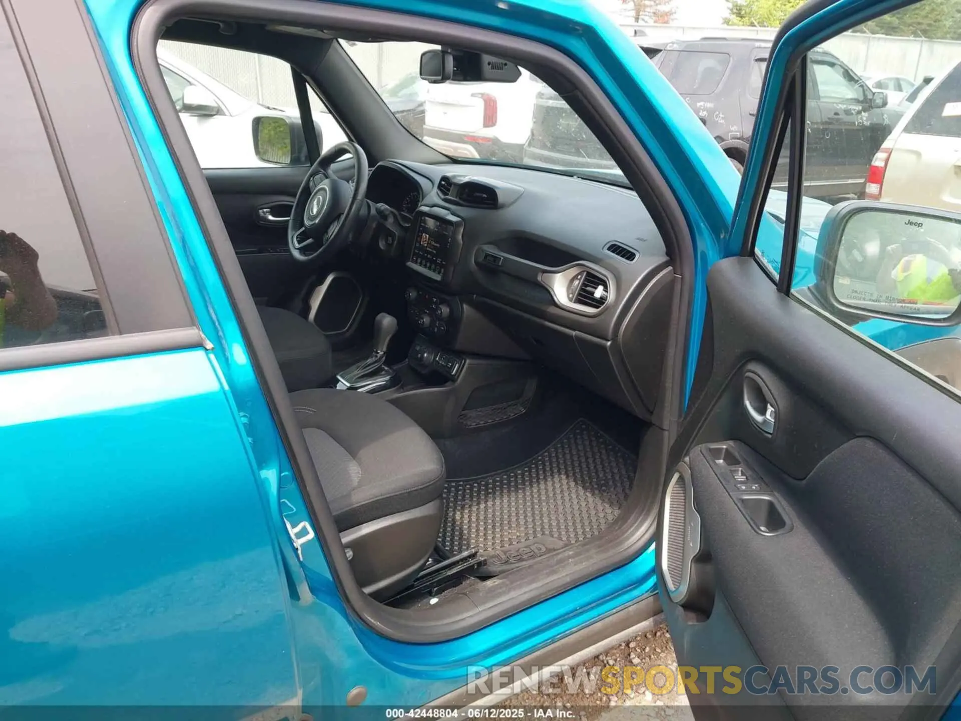 5 Photograph of a damaged car ZACNJDBB2MPM95095 JEEP RENEGADE 2021