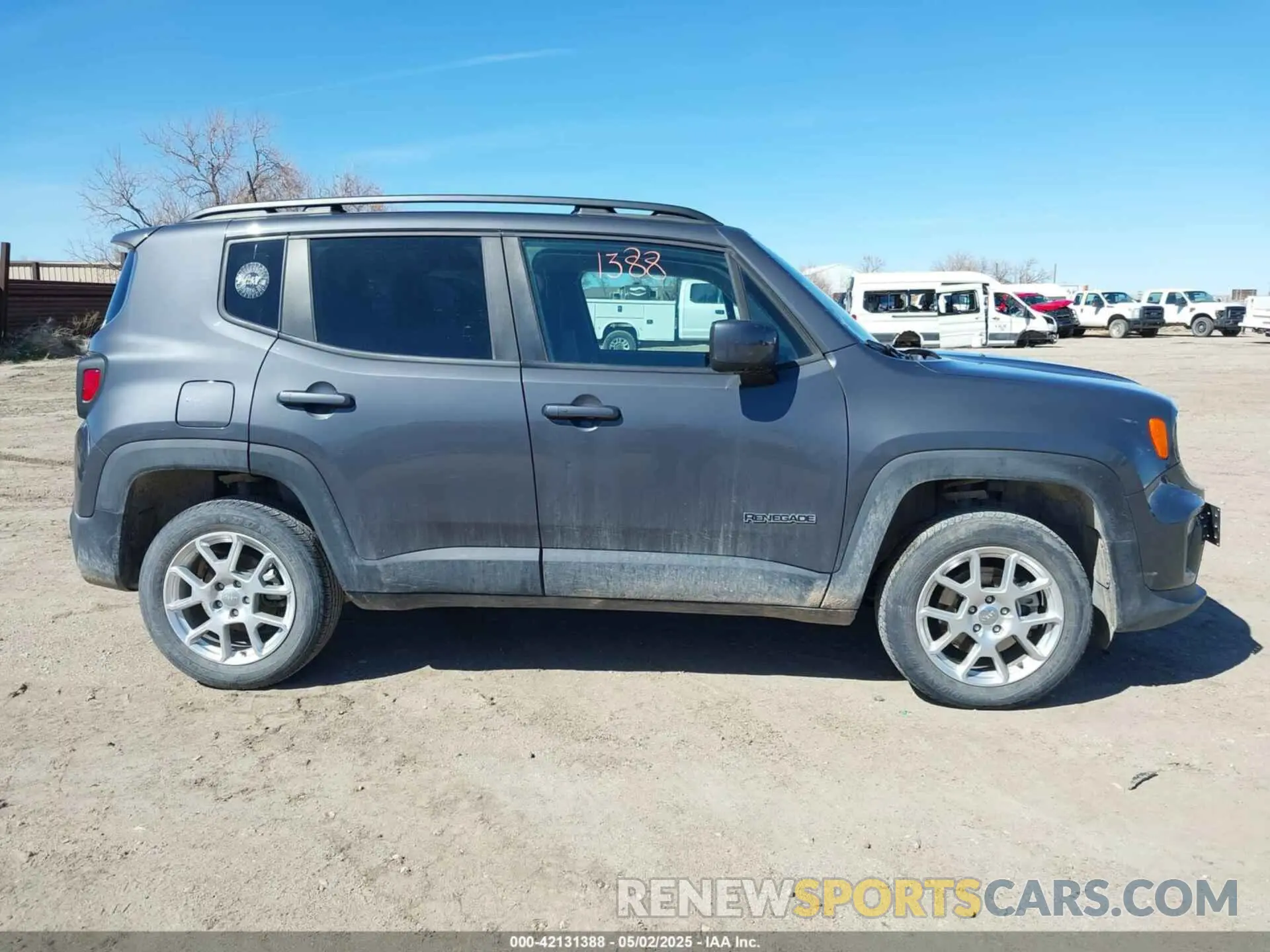 14 Photograph of a damaged car ZACNJDBB3MPN36642 JEEP RENEGADE 2021
