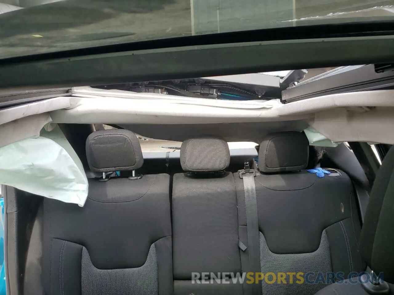 10 Photograph of a damaged car ZACNJDBB5MPM92000 JEEP RENEGADE 2021