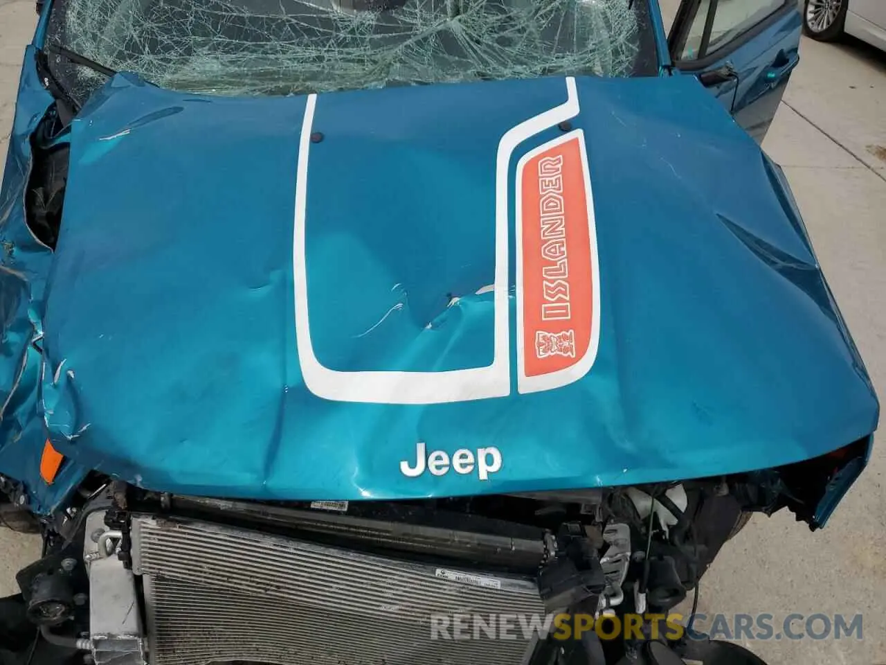 12 Photograph of a damaged car ZACNJDBB5MPM92000 JEEP RENEGADE 2021