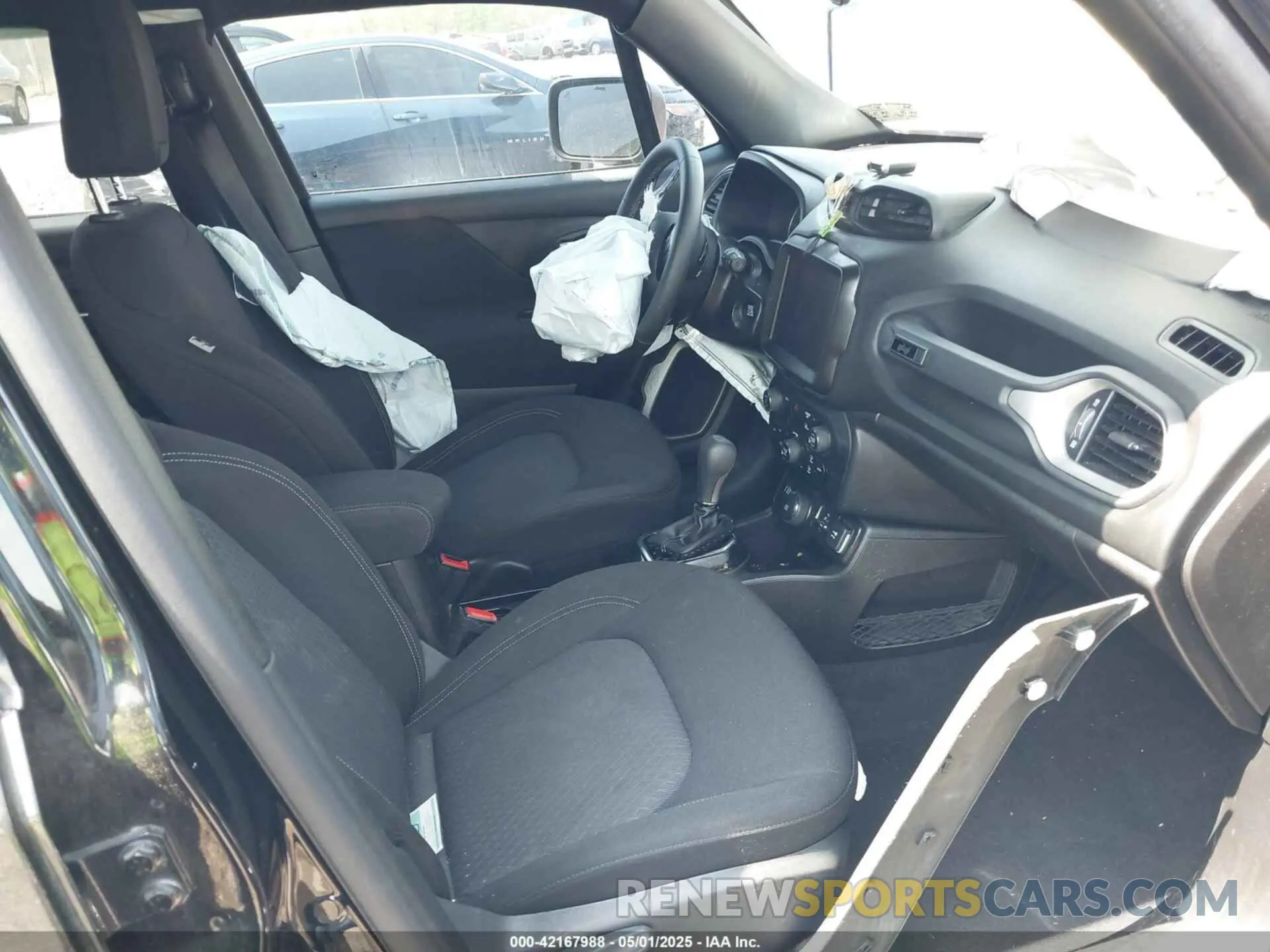 5 Photograph of a damaged car ZACNJDBB5MPN33810 JEEP RENEGADE 2021