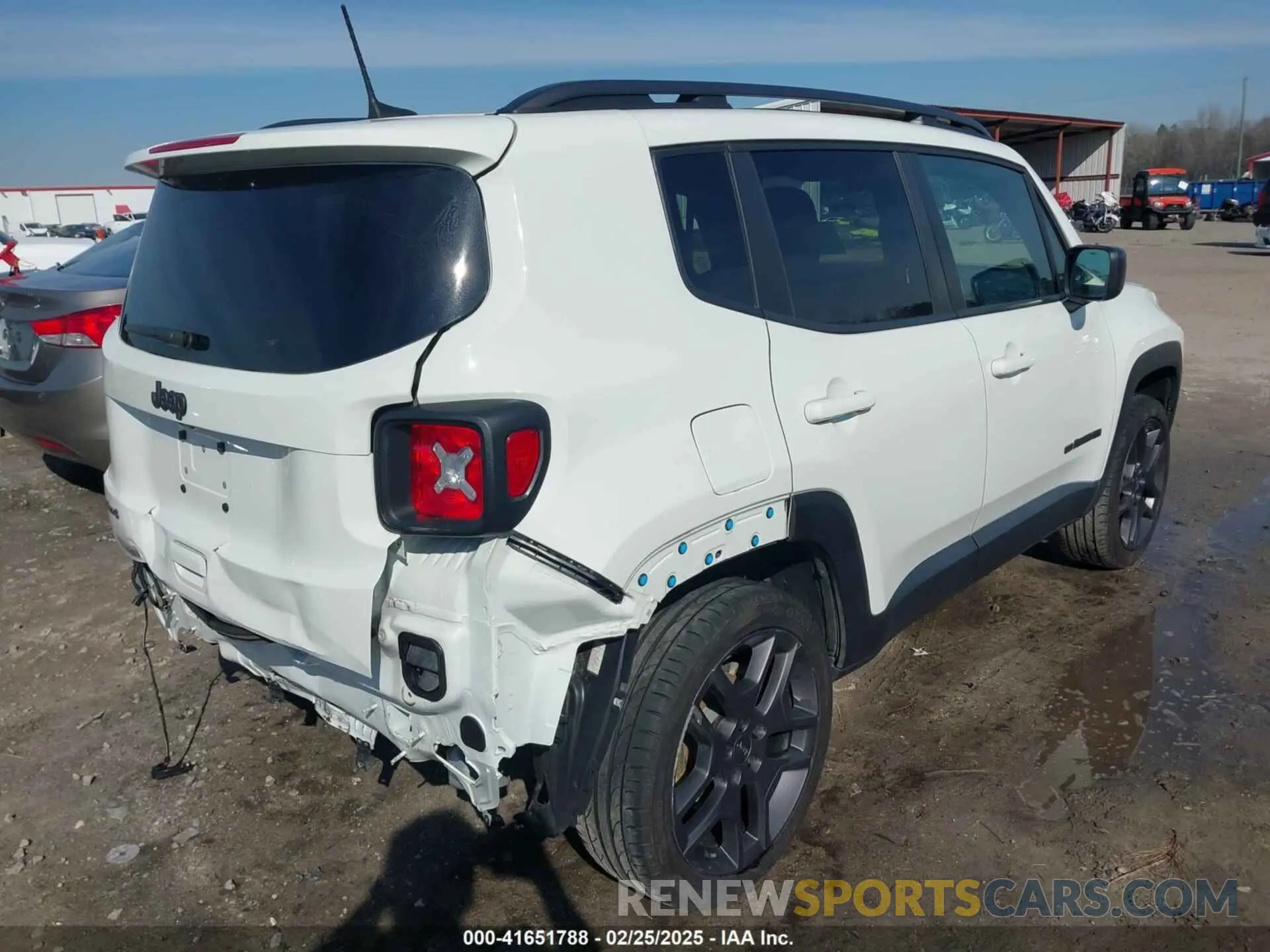 4 Photograph of a damaged car ZACNJDBB6MPM63072 JEEP RENEGADE 2021