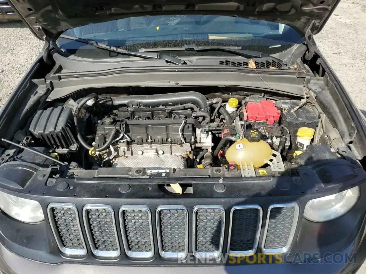 12 Photograph of a damaged car ZACNJDBB7MPN09945 JEEP RENEGADE 2021