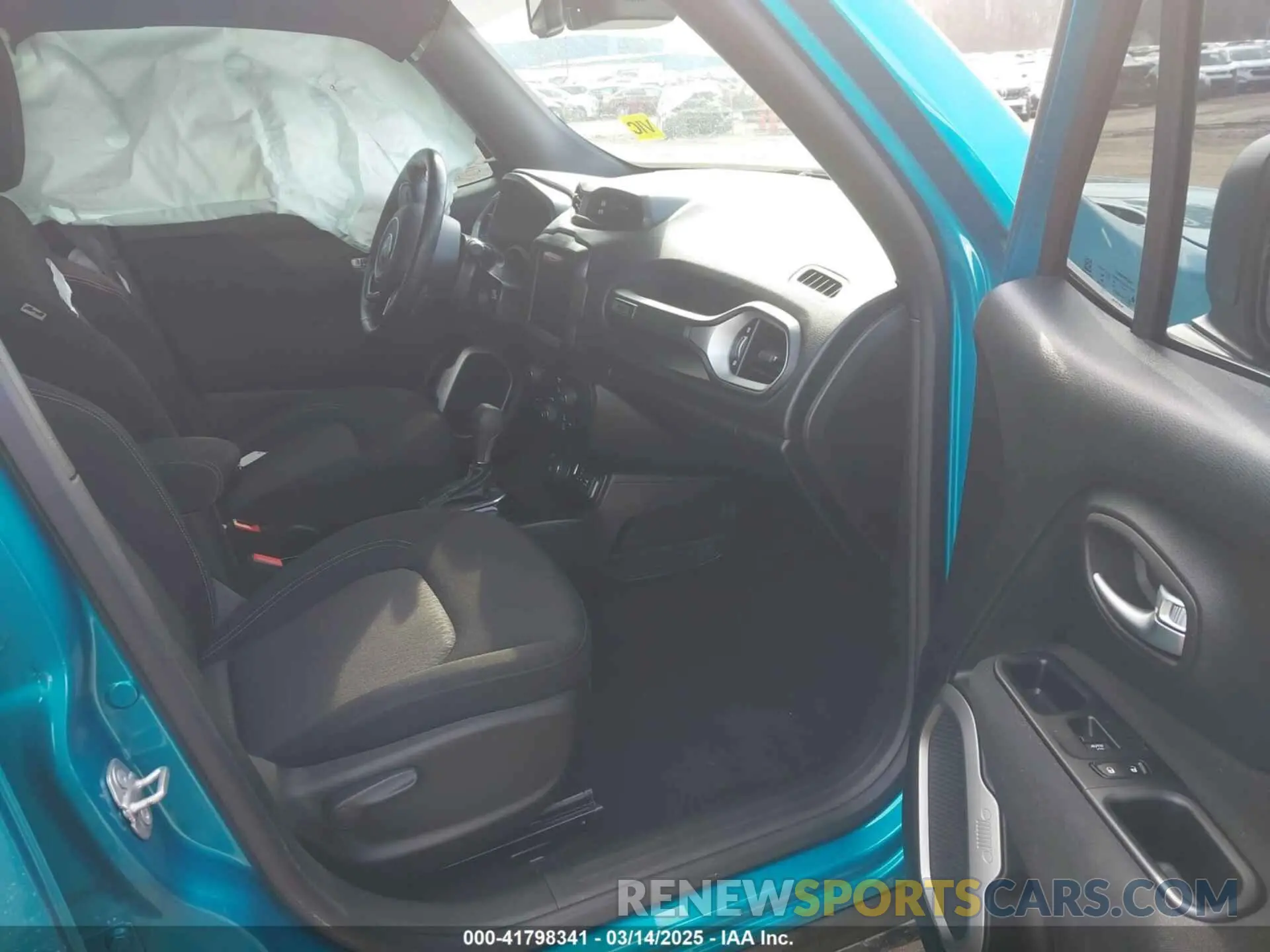 5 Photograph of a damaged car ZACNJDBB7MPN33405 JEEP RENEGADE 2021