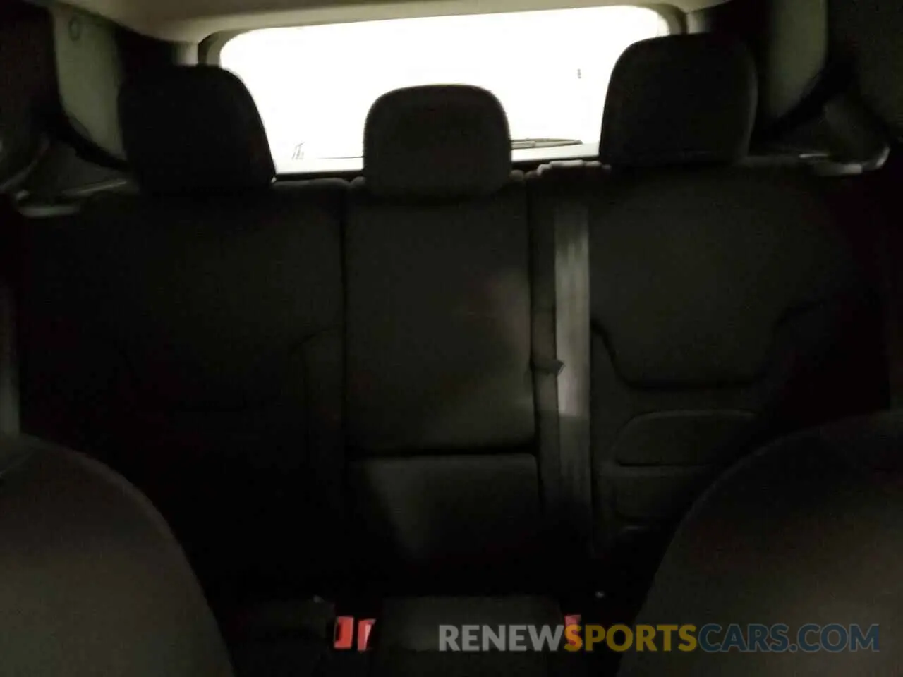 10 Photograph of a damaged car ZACNJDBB8MPN32506 JEEP RENEGADE 2021