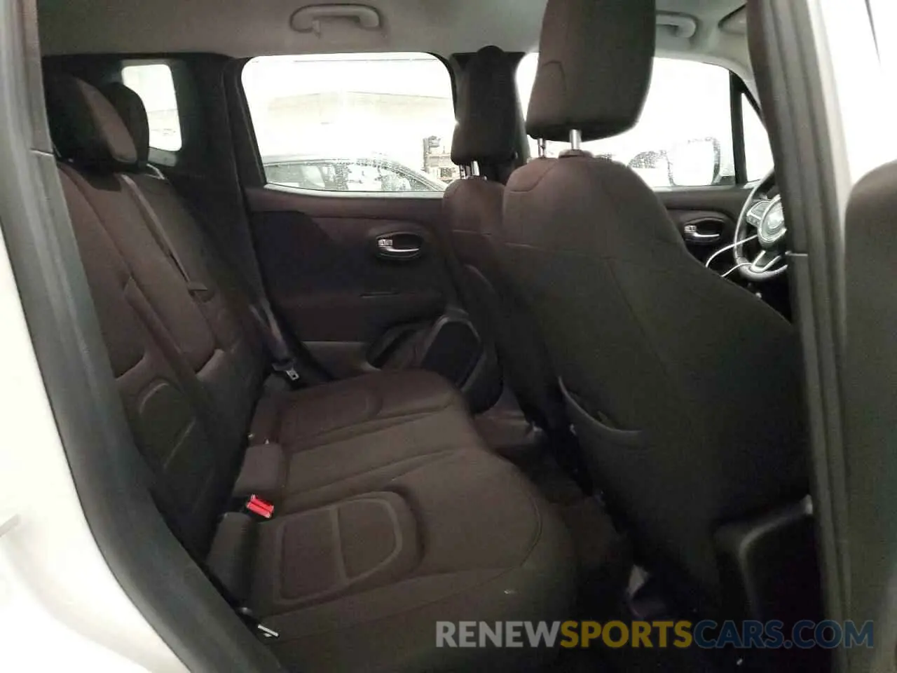 11 Photograph of a damaged car ZACNJDBB8MPN32506 JEEP RENEGADE 2021