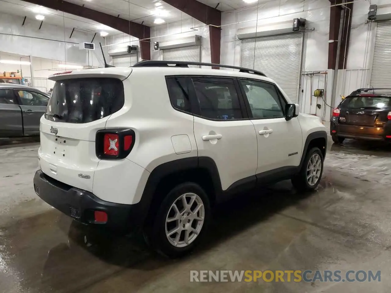 3 Photograph of a damaged car ZACNJDBB8MPN32506 JEEP RENEGADE 2021