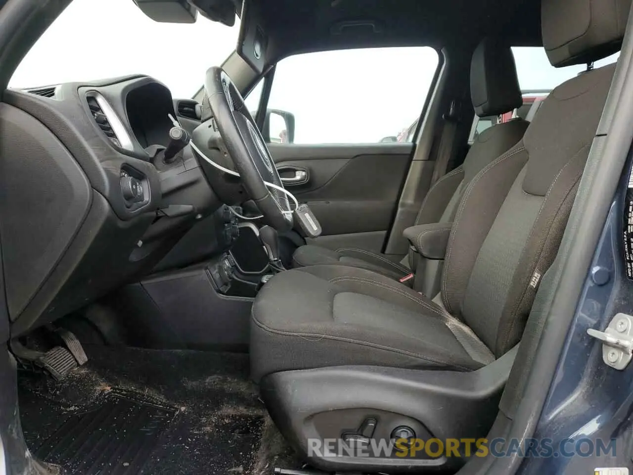 7 Photograph of a damaged car ZACNJDBBXMPM91733 JEEP RENEGADE 2021