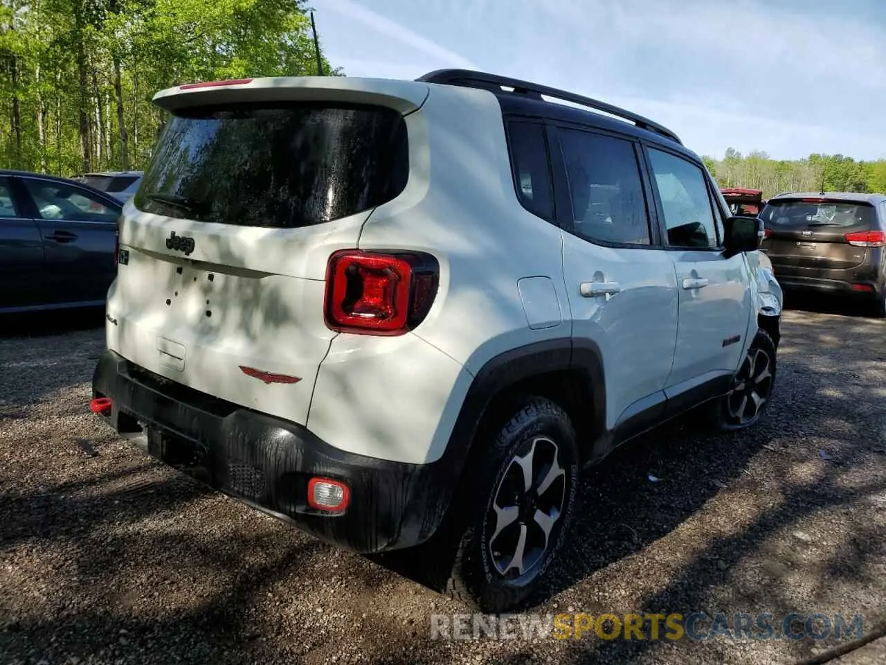 3 Photograph of a damaged car ZACNJDC11MPN24897 JEEP RENEGADE 2021