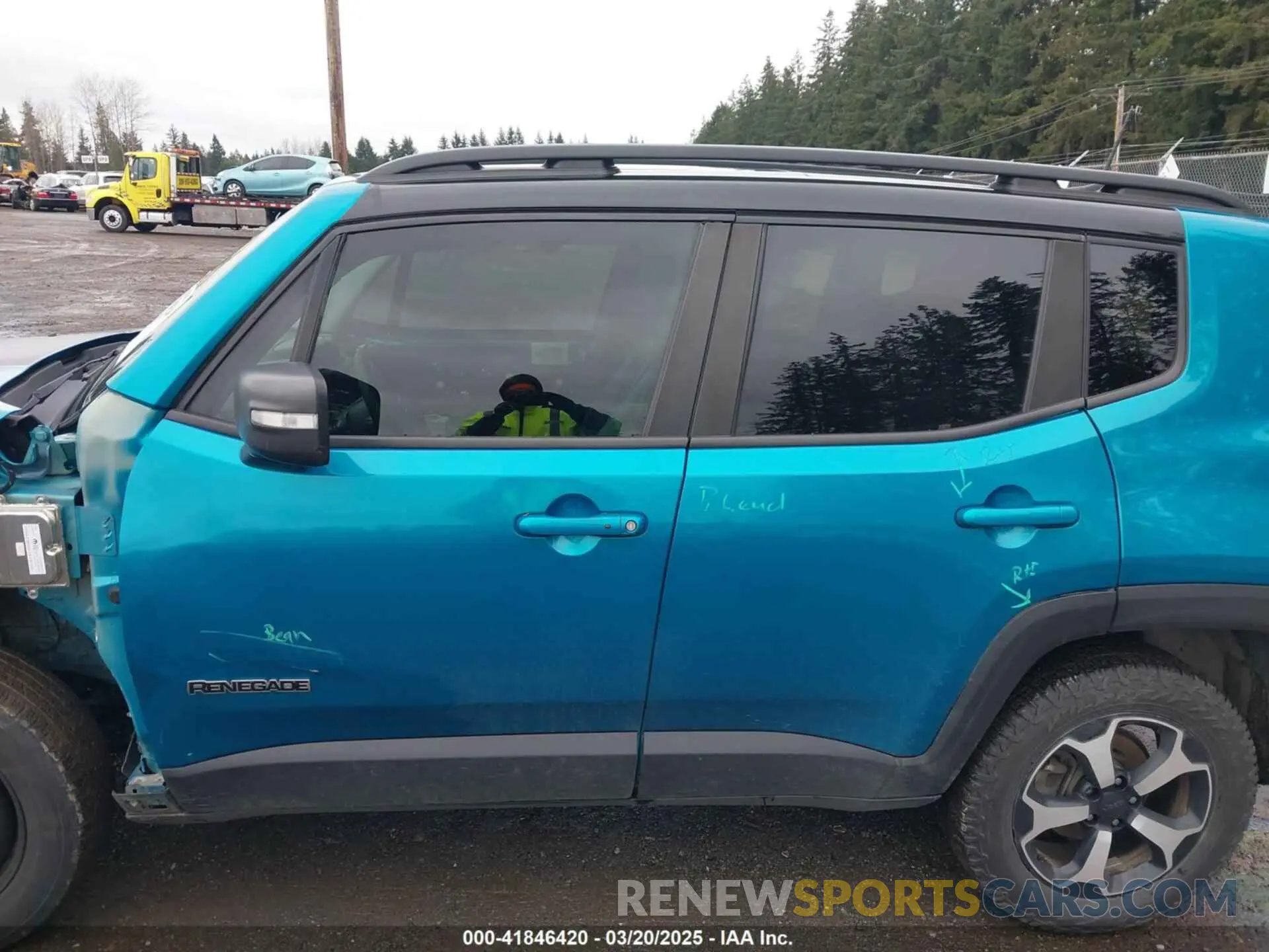 15 Photograph of a damaged car ZACNJDC15MPN30461 JEEP RENEGADE 2021