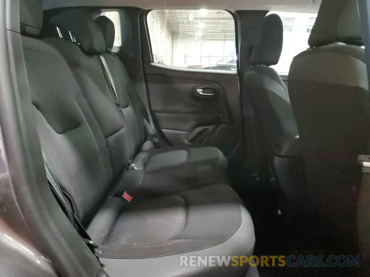11 Photograph of a damaged car ZACNJDC1XMPM92810 JEEP RENEGADE 2021