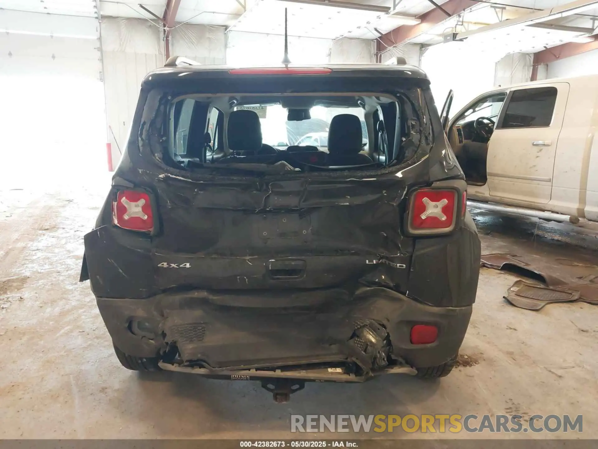 16 Photograph of a damaged car ZACNJDD11MPM36656 JEEP RENEGADE 2021