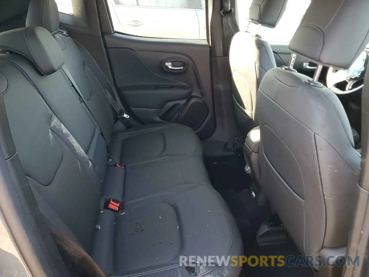 12 Photograph of a damaged car ZACNJDD14MPM42239 JEEP RENEGADE 2021