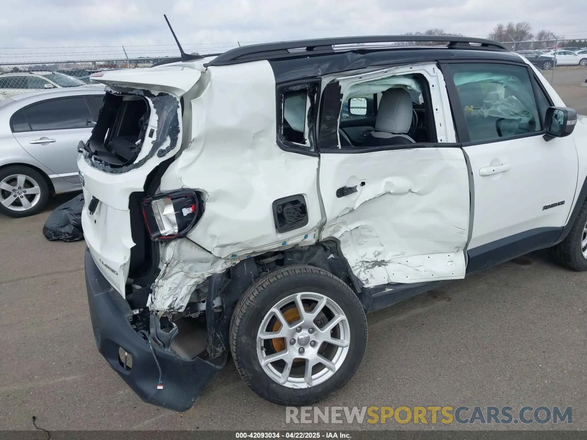 6 Photograph of a damaged car ZACNJDD15MPM49765 JEEP RENEGADE 2021