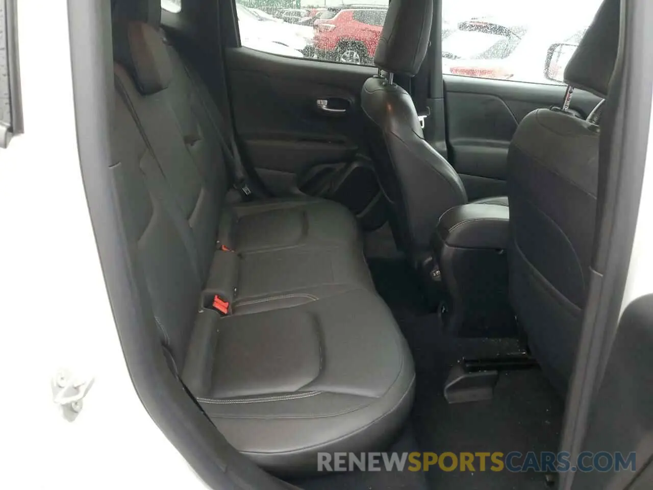 11 Photograph of a damaged car ZACNJDD18MPM63904 JEEP RENEGADE 2021