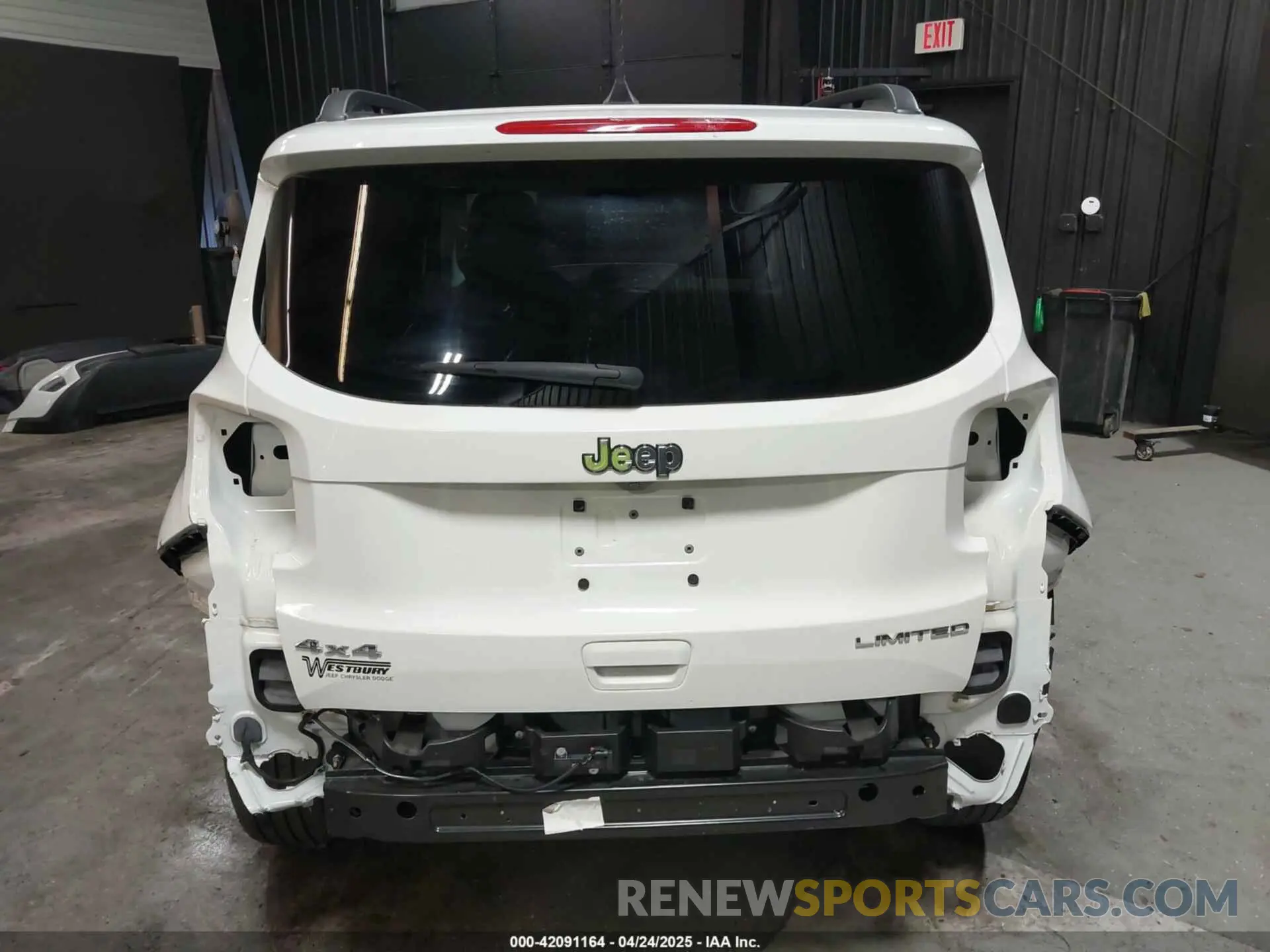 17 Photograph of a damaged car ZACNJDD19MPM23265 JEEP RENEGADE 2021