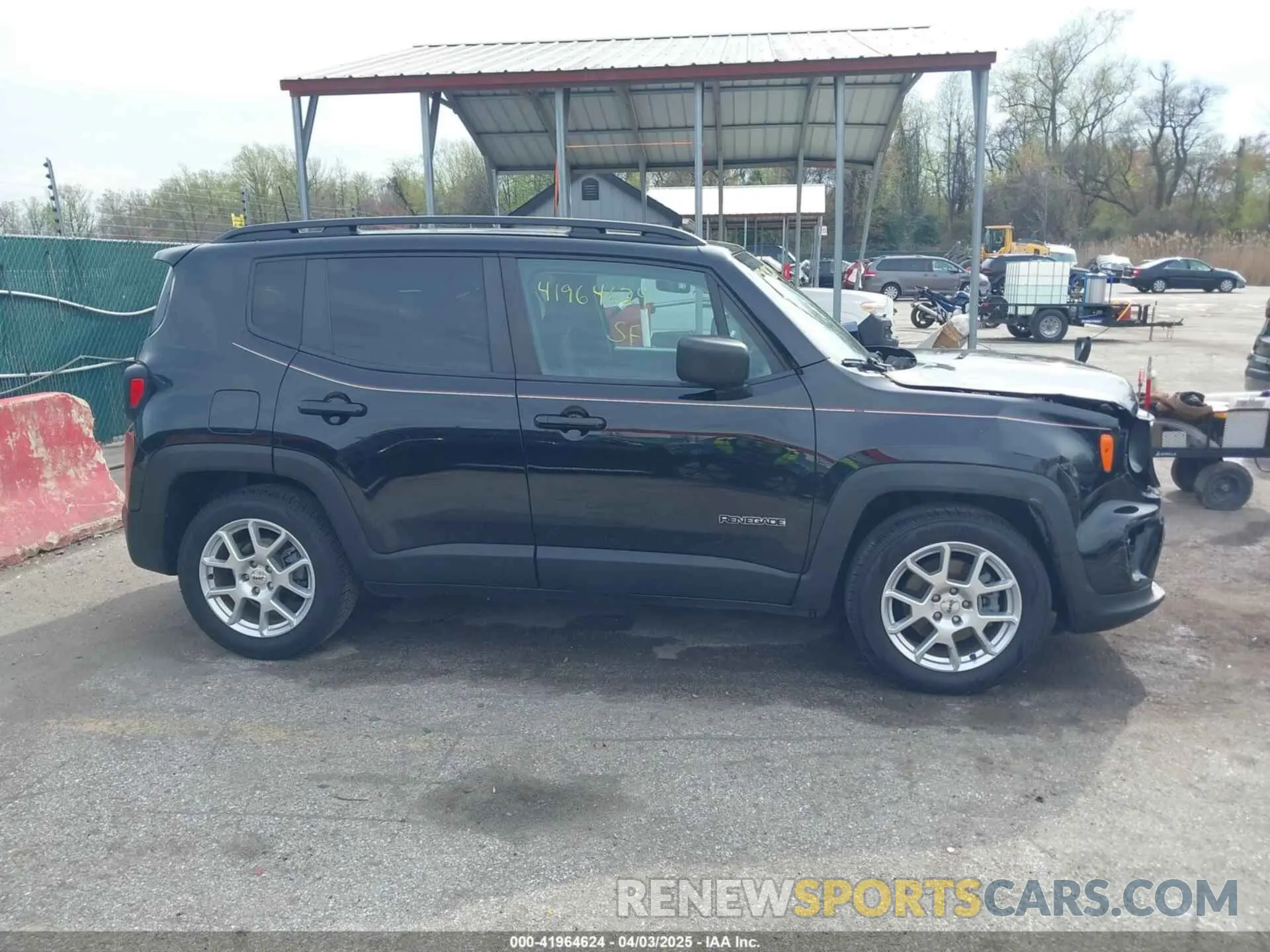 13 Photograph of a damaged car ZACNJCA16NPN51723 JEEP RENEGADE 2022