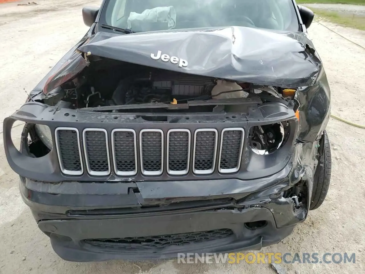 12 Photograph of a damaged car ZACNJDA12NPN53474 JEEP RENEGADE 2022