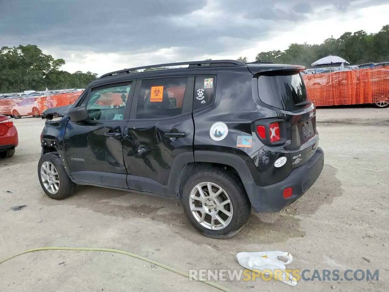 2 Photograph of a damaged car ZACNJDA12NPN53474 JEEP RENEGADE 2022