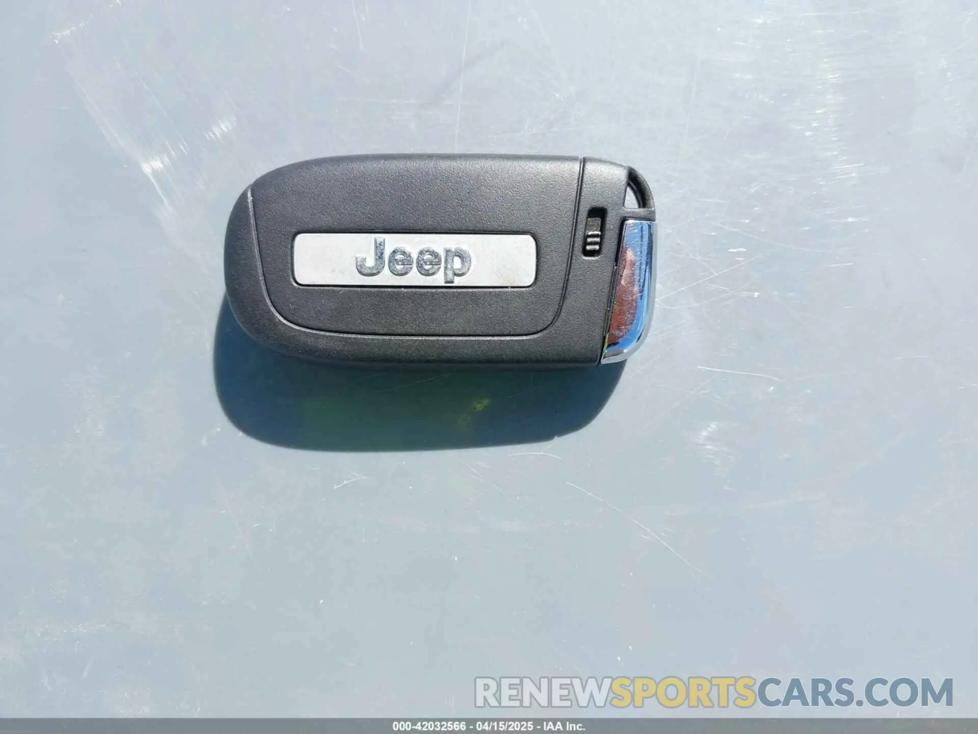 11 Photograph of a damaged car ZACNJDA12NPN69111 JEEP RENEGADE 2022