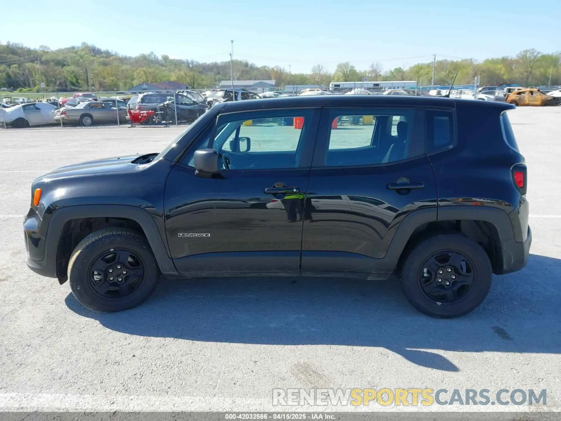 14 Photograph of a damaged car ZACNJDA12NPN69111 JEEP RENEGADE 2022