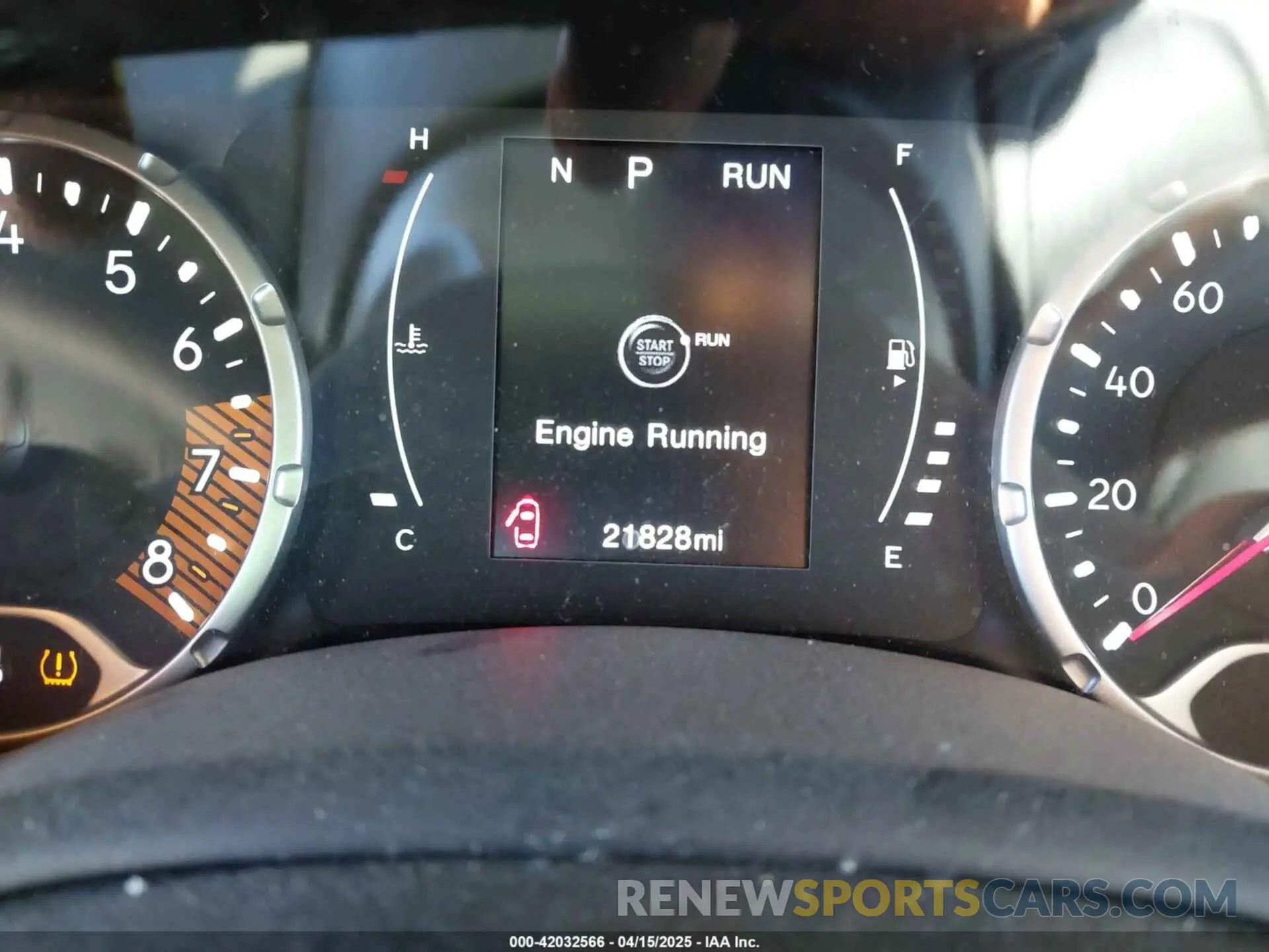 15 Photograph of a damaged car ZACNJDA12NPN69111 JEEP RENEGADE 2022