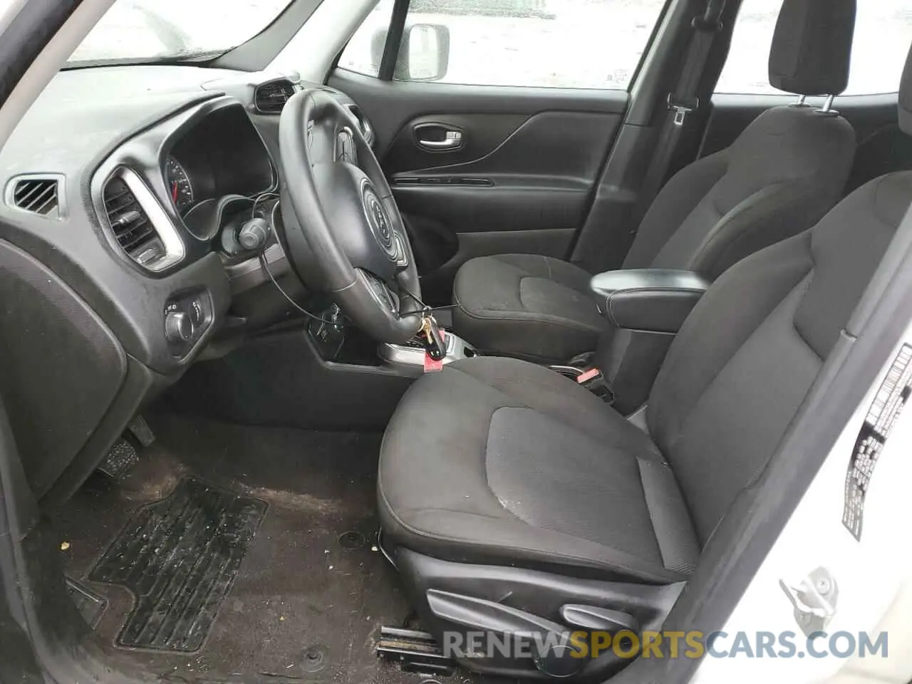 7 Photograph of a damaged car ZACNJDA14NPN43898 JEEP RENEGADE 2022