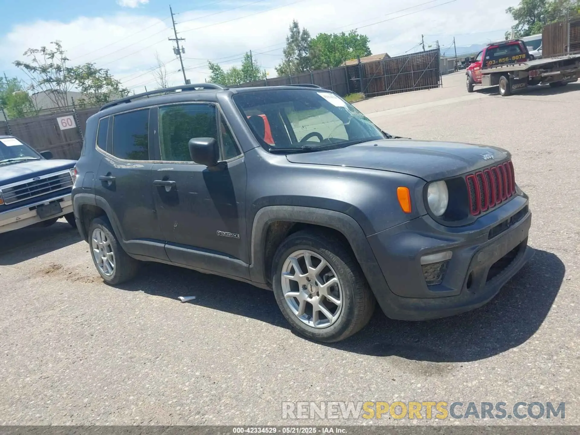 13 Photograph of a damaged car ZACNJDA14NPN81017 JEEP RENEGADE 2022