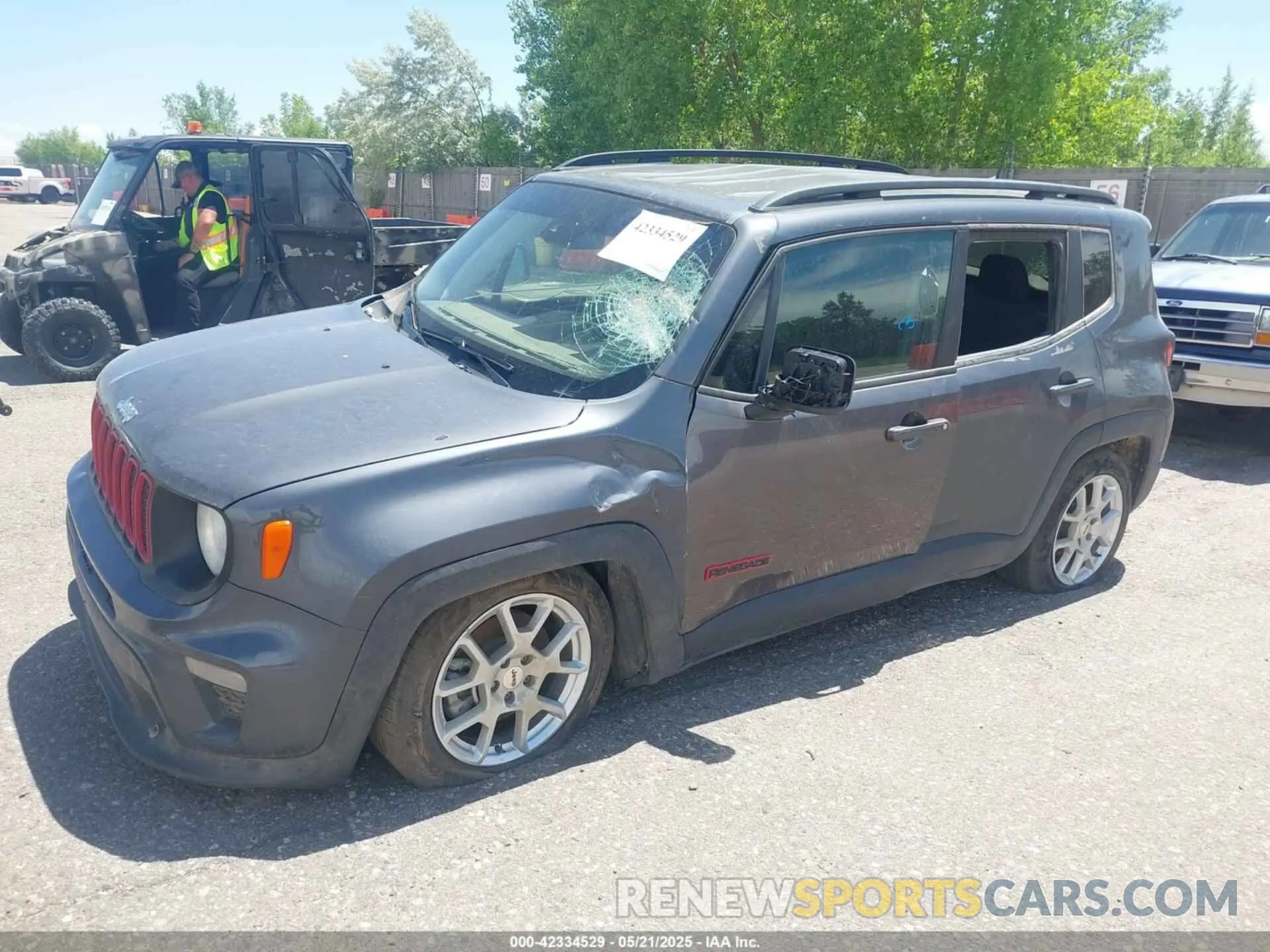 14 Photograph of a damaged car ZACNJDA14NPN81017 JEEP RENEGADE 2022