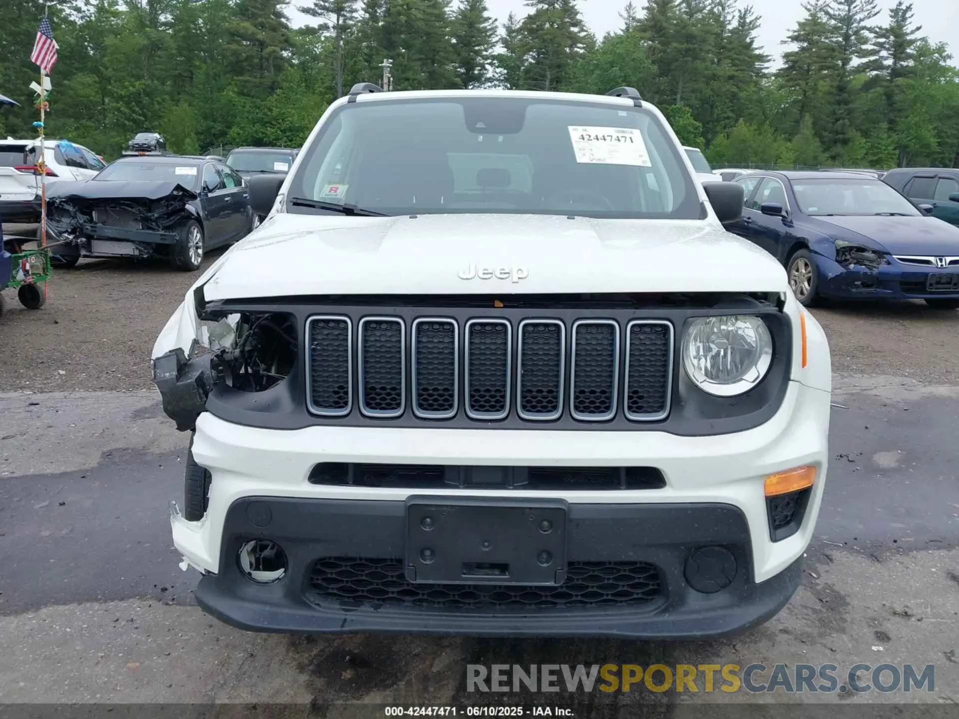 13 Photograph of a damaged car ZACNJDA17NPN50764 JEEP RENEGADE 2022