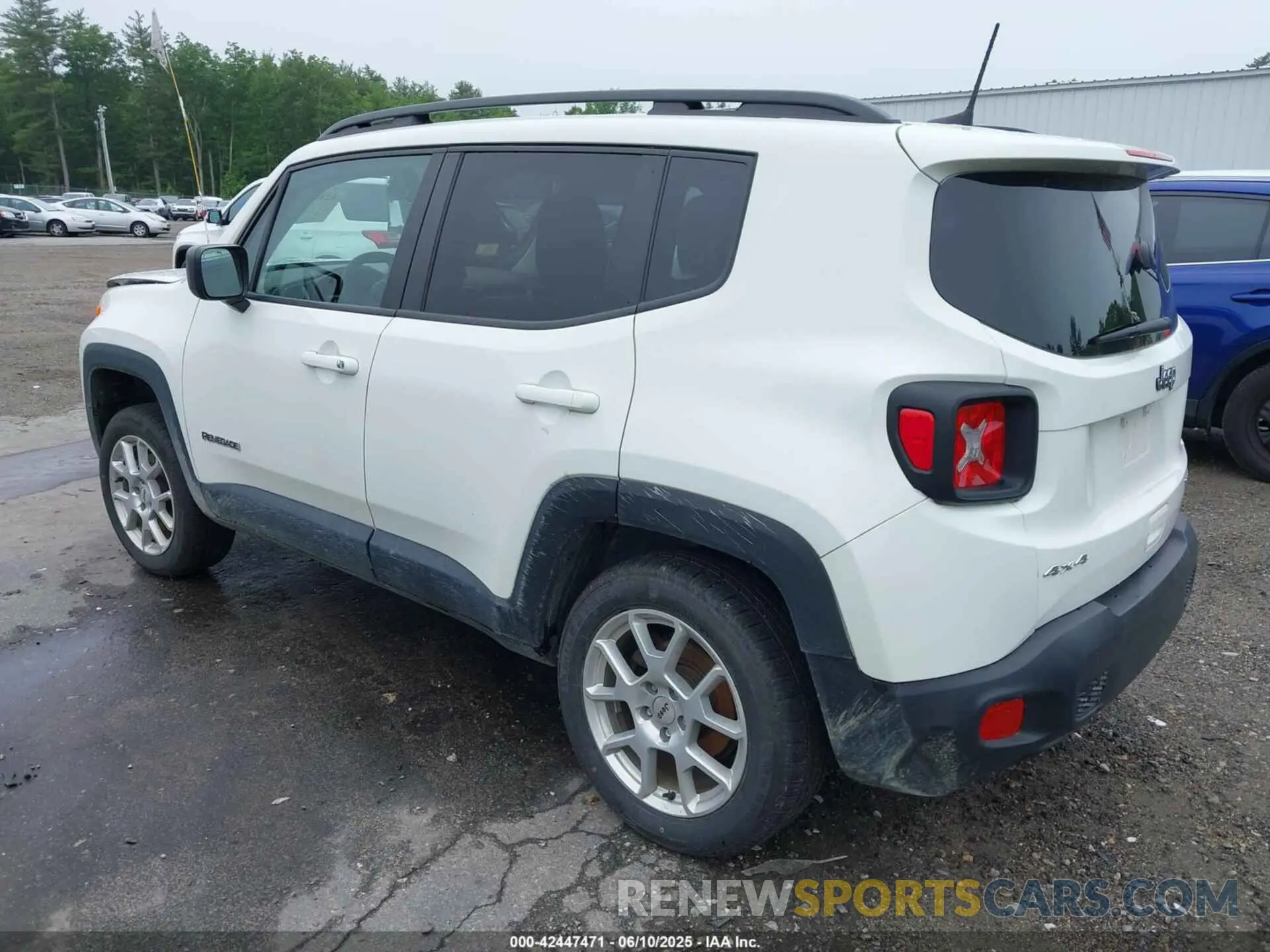 3 Photograph of a damaged car ZACNJDA17NPN50764 JEEP RENEGADE 2022