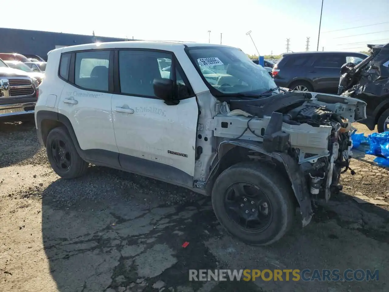 4 Photograph of a damaged car ZACNJDA18NPN65080 JEEP RENEGADE 2022