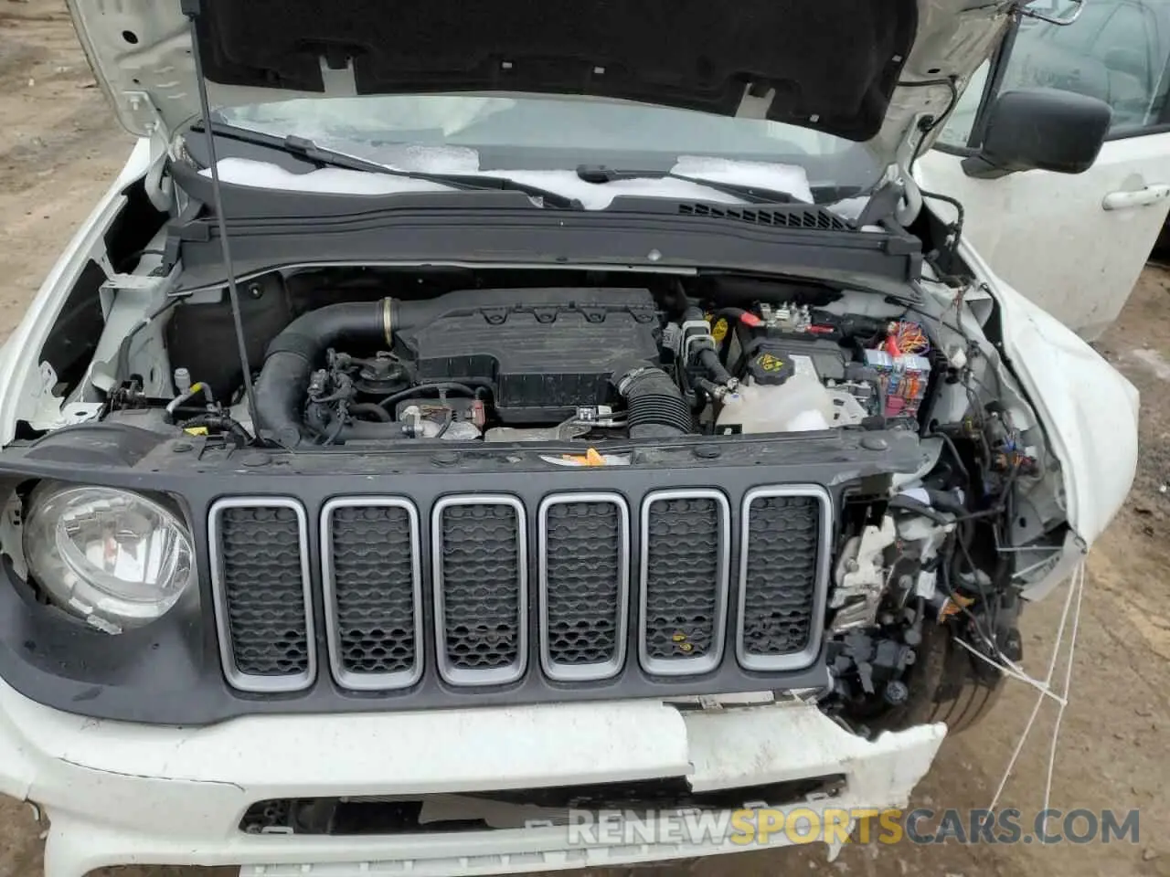 12 Photograph of a damaged car ZACNJDB10NPN90182 JEEP RENEGADE 2022