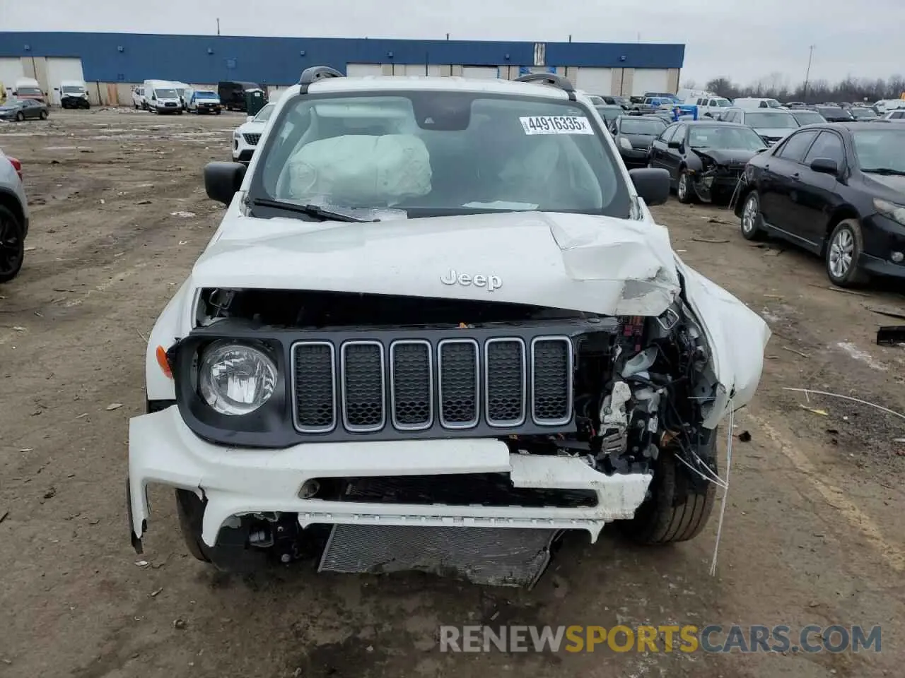 5 Photograph of a damaged car ZACNJDB10NPN90182 JEEP RENEGADE 2022