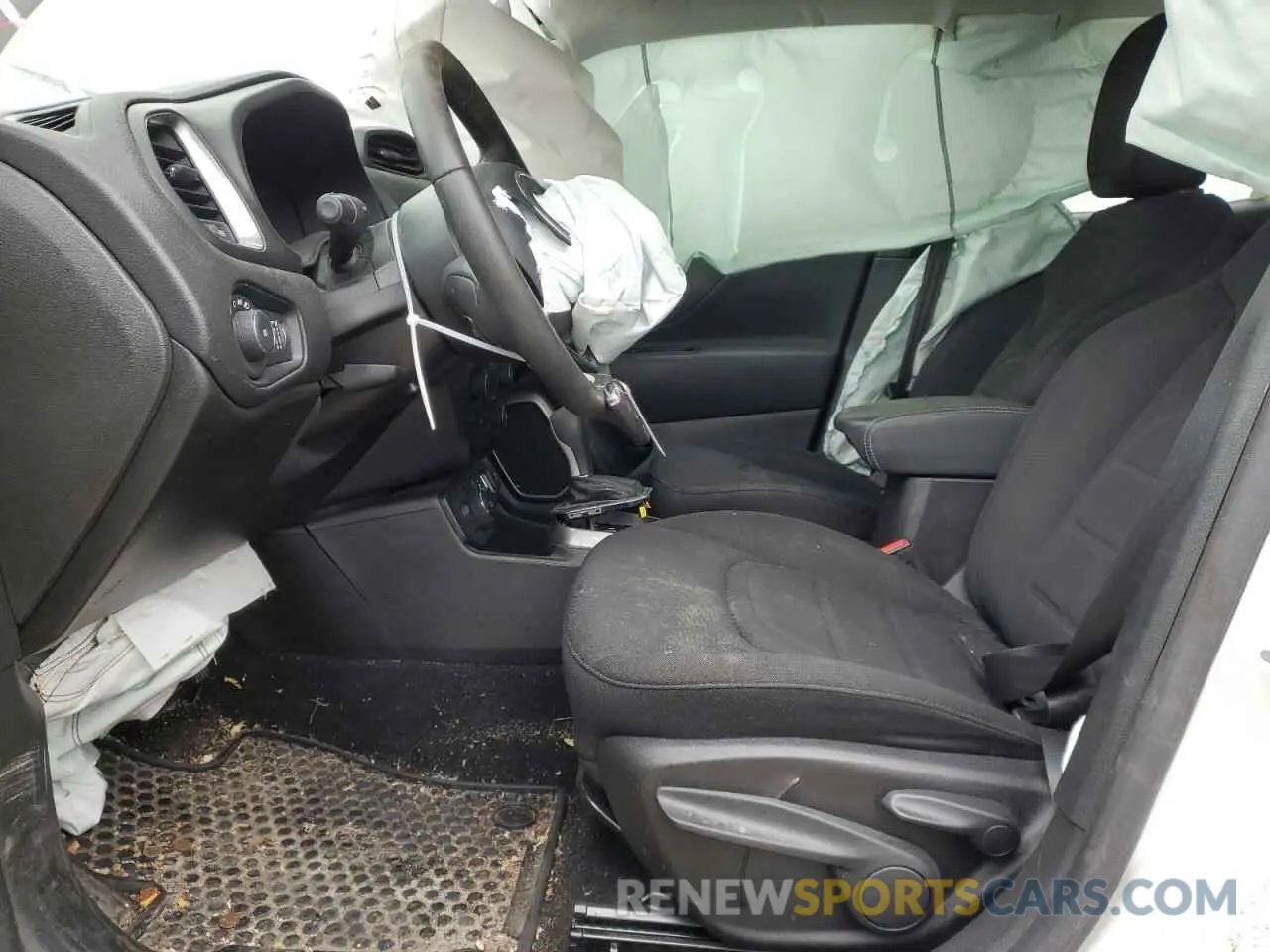 7 Photograph of a damaged car ZACNJDB10NPN90182 JEEP RENEGADE 2022
