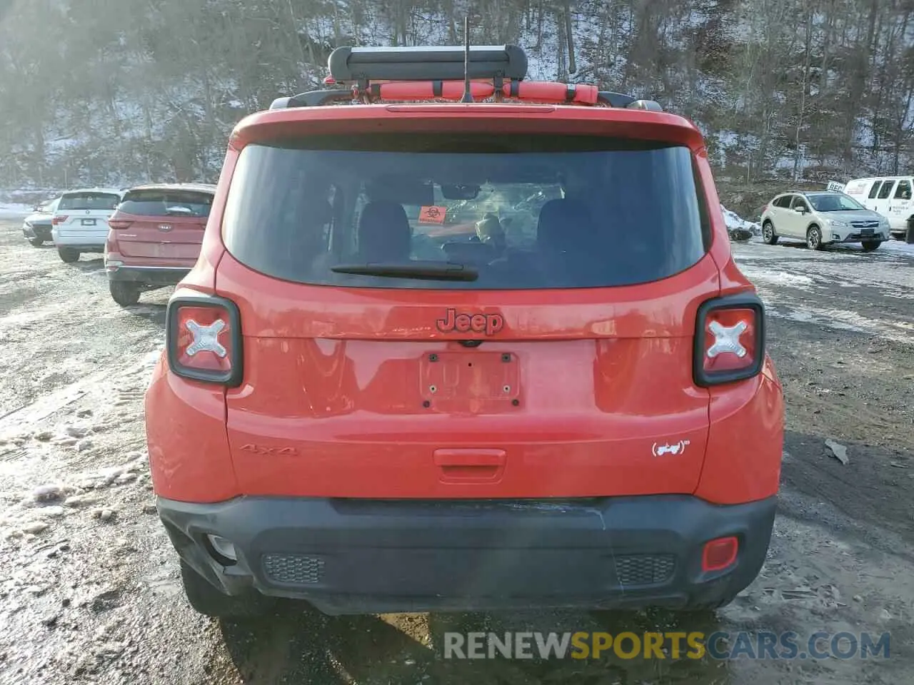 6 Photograph of a damaged car ZACNJDB12NPN77353 JEEP RENEGADE 2022