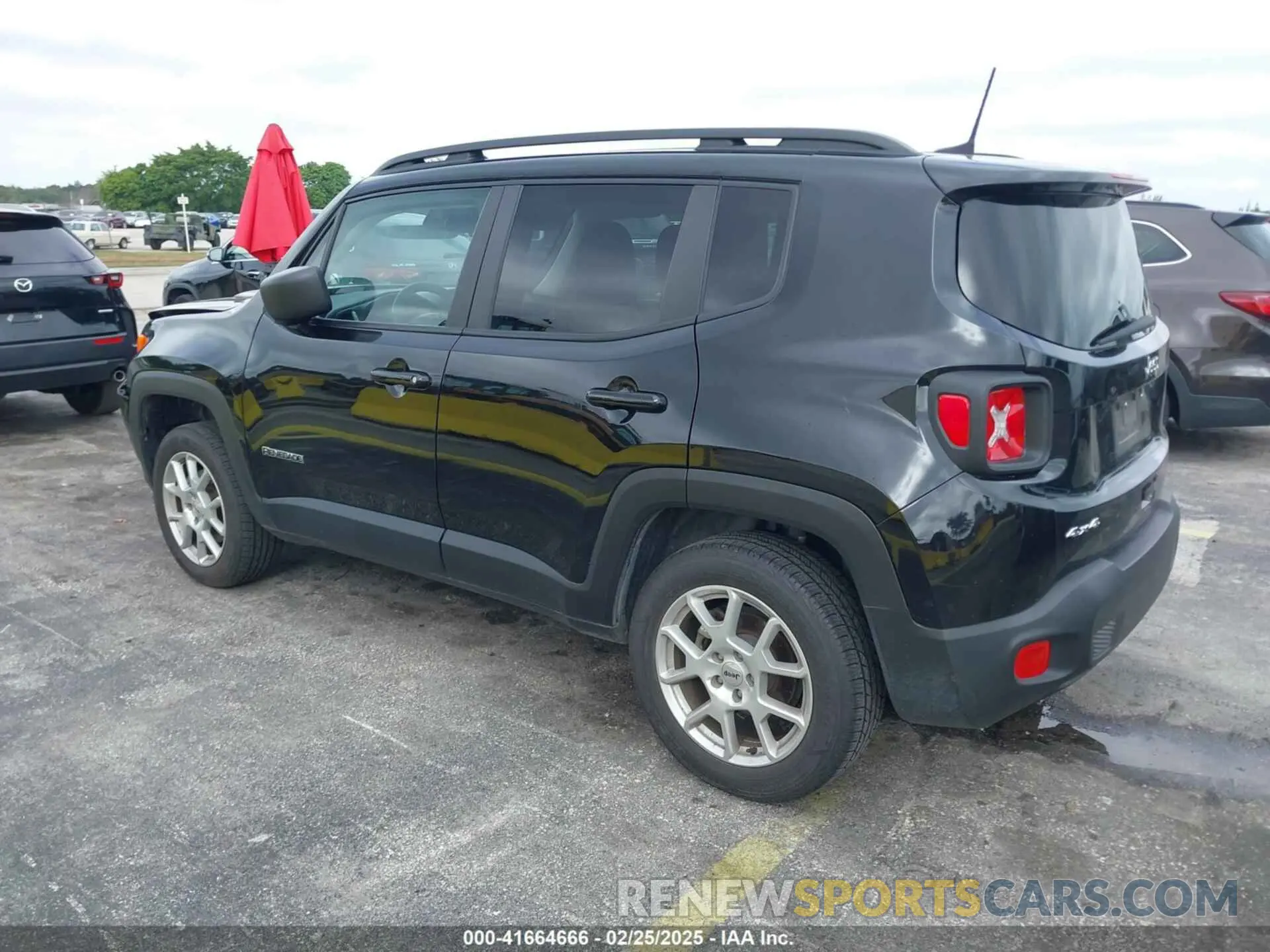 3 Photograph of a damaged car ZACNJDB14NPN83204 JEEP RENEGADE 2022