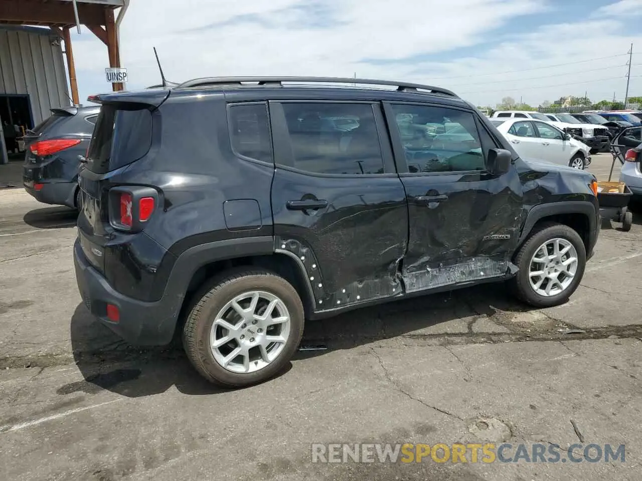 3 Photograph of a damaged car ZACNJDB15NPN71983 JEEP RENEGADE 2022