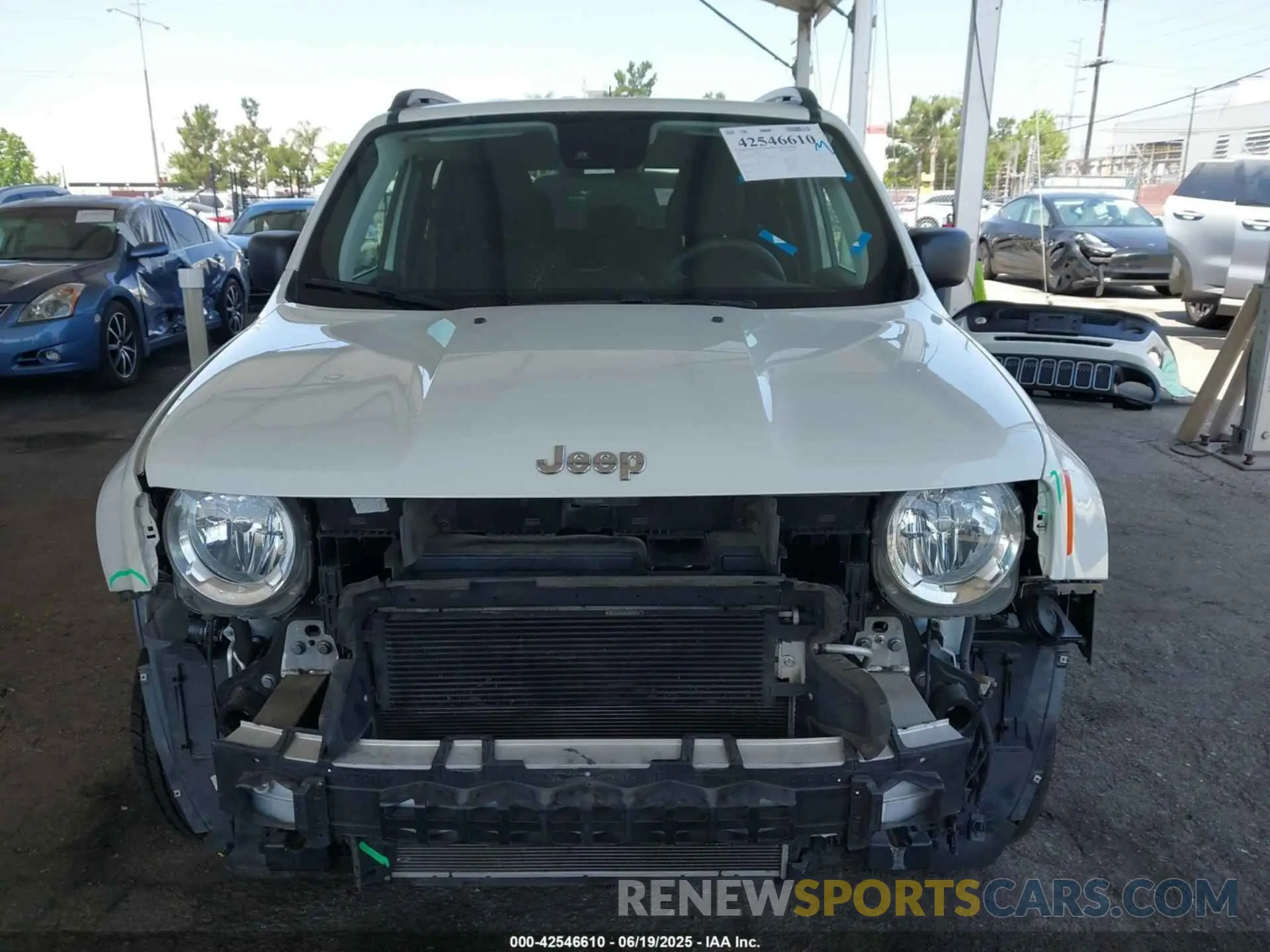 13 Photograph of a damaged car ZACNJDB17NPN57213 JEEP RENEGADE 2022