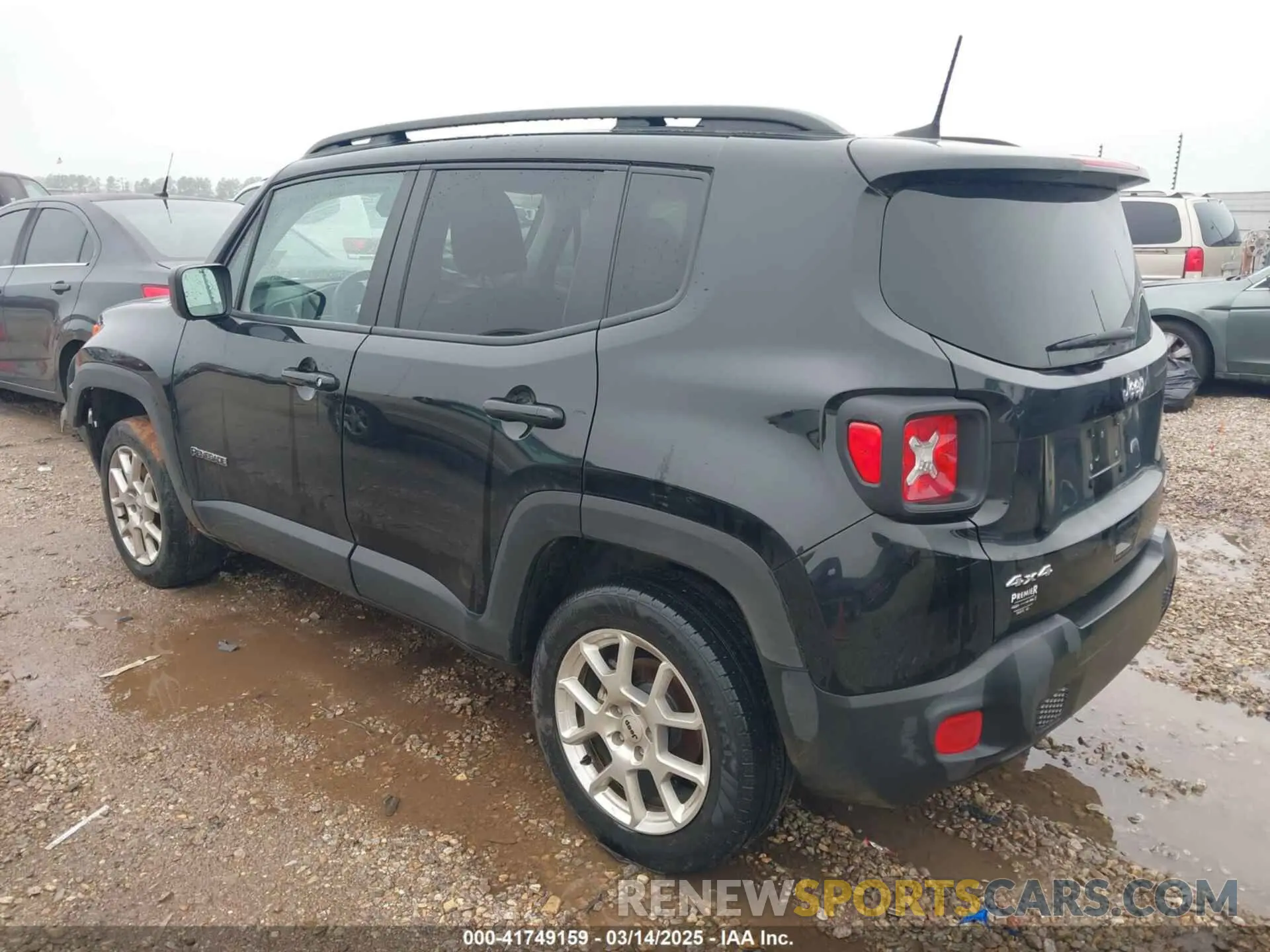 3 Photograph of a damaged car ZACNJDB17NPN85853 JEEP RENEGADE 2022