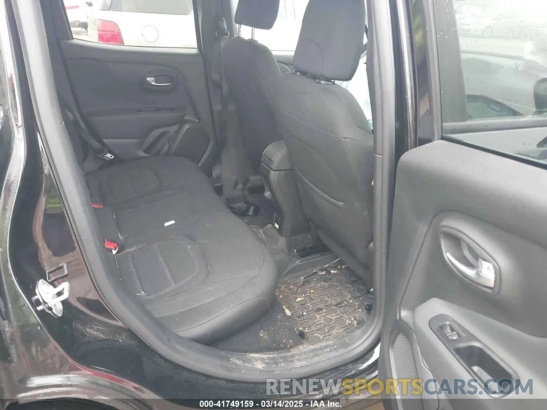 8 Photograph of a damaged car ZACNJDB17NPN85853 JEEP RENEGADE 2022