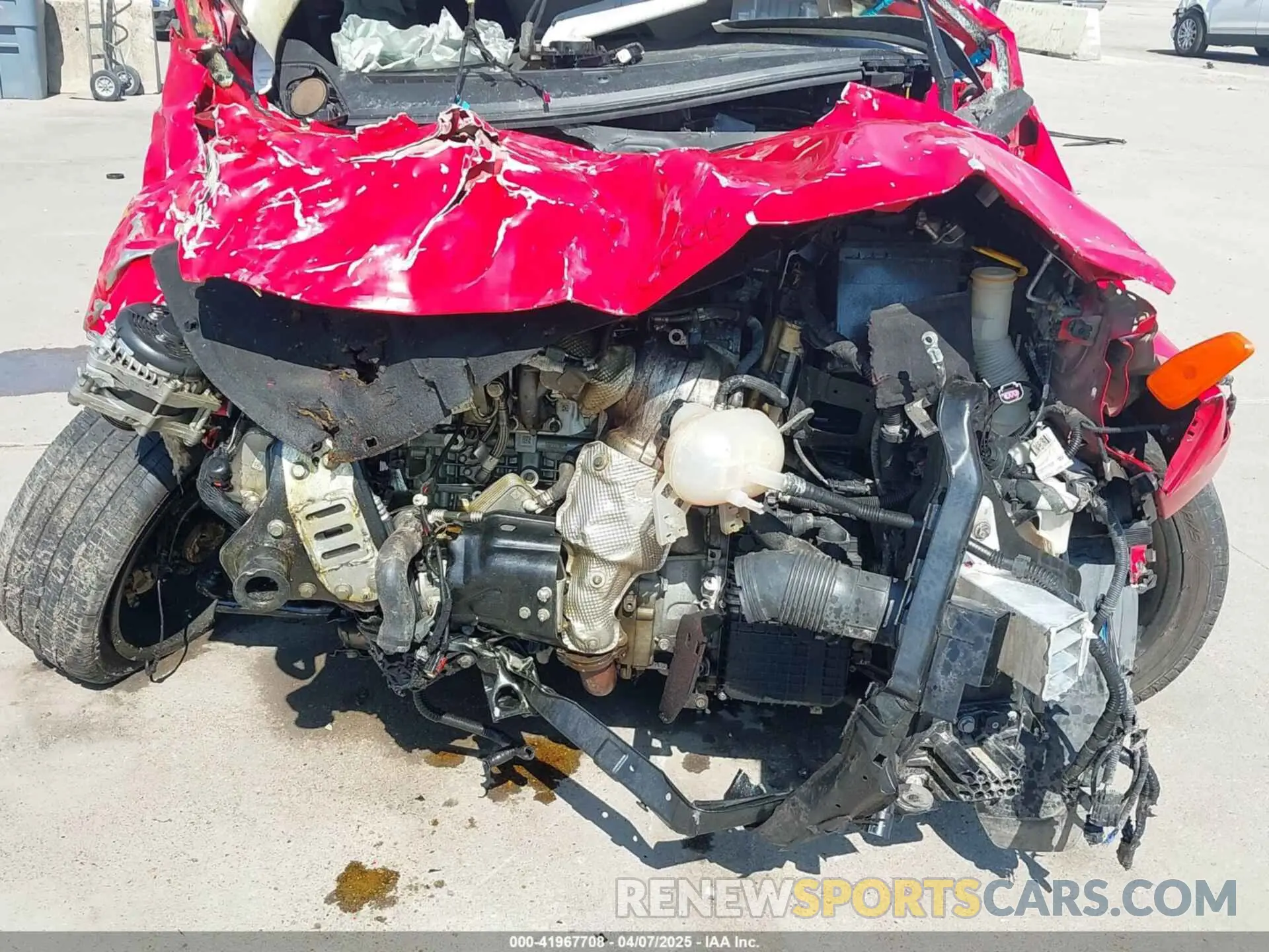 10 Photograph of a damaged car ZACNJDB18NPN89135 JEEP RENEGADE 2022