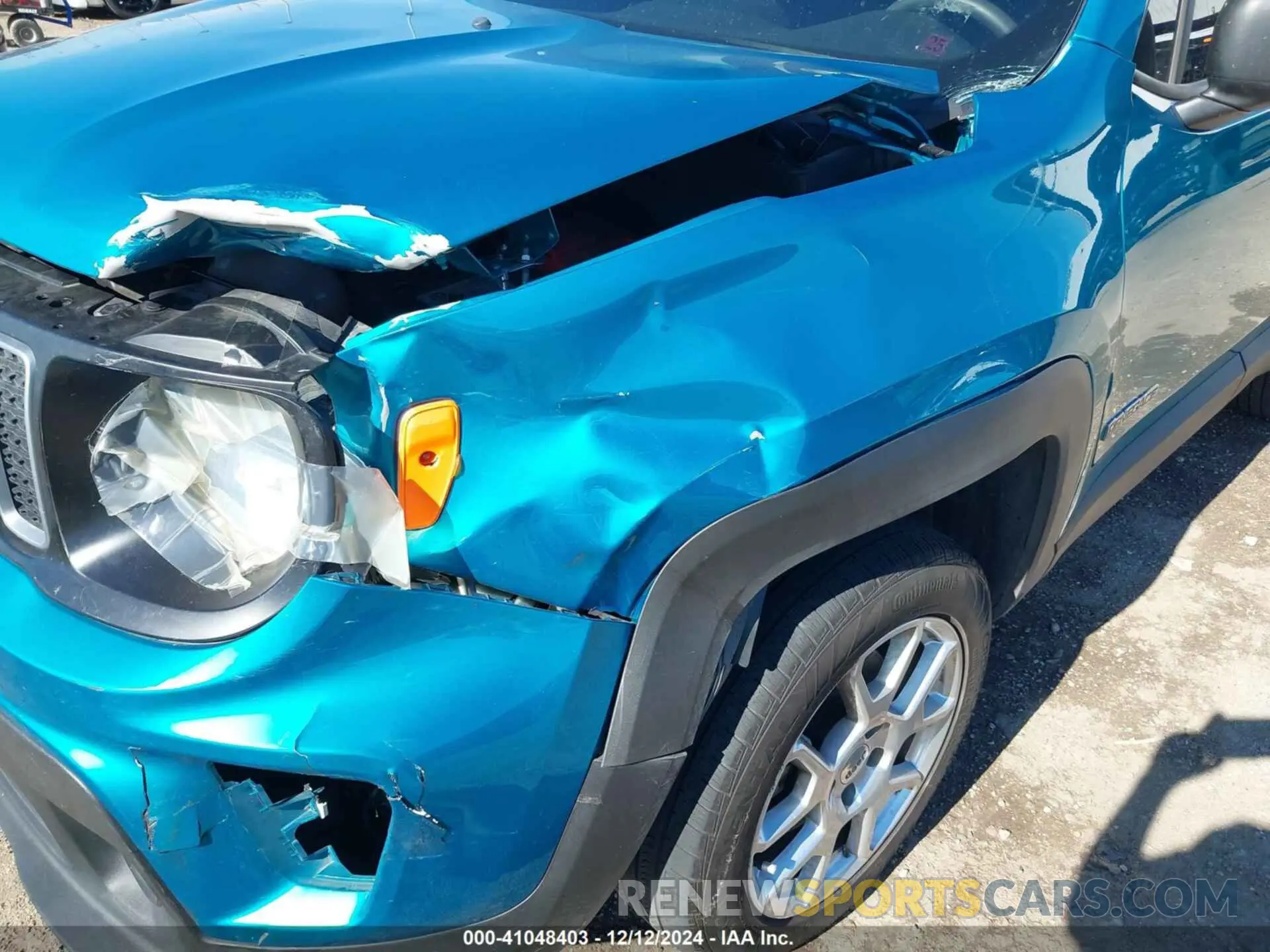 19 Photograph of a damaged car ZACNJDB19NPN79181 JEEP RENEGADE 2022