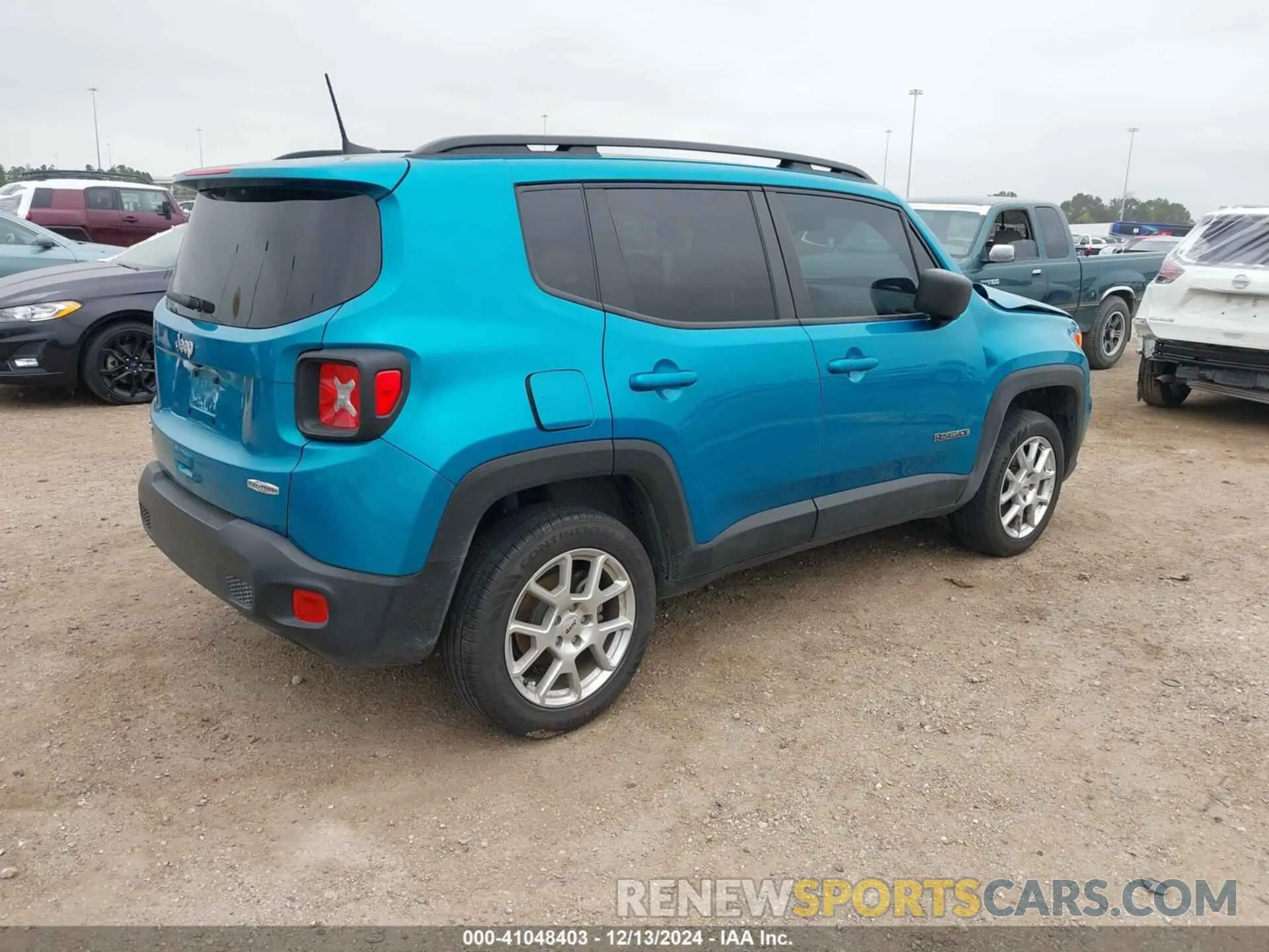 4 Photograph of a damaged car ZACNJDB19NPN79181 JEEP RENEGADE 2022