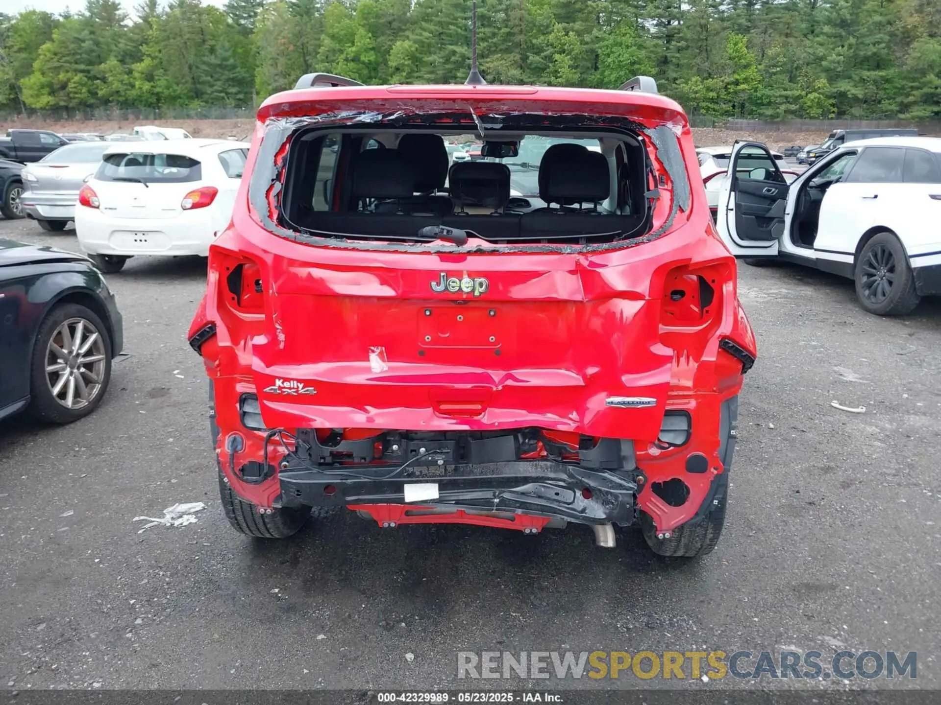 17 Photograph of a damaged car ZACNJDB19NPN81559 JEEP RENEGADE 2022